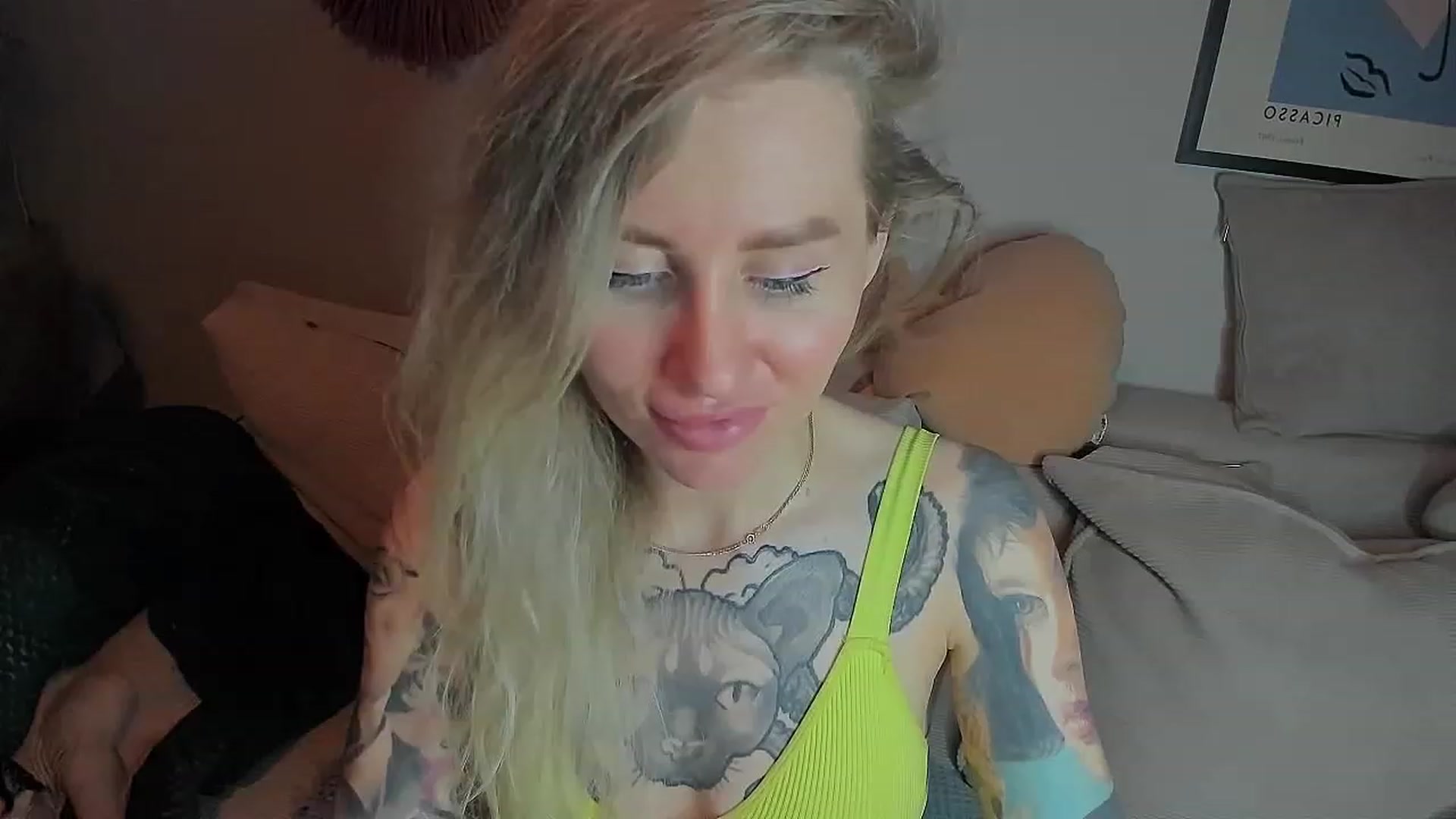 Gallery image thumbnail from Alexa_Smithhh's myfreecams stream on, 07/06/2023, 21:08 image 5 of 20