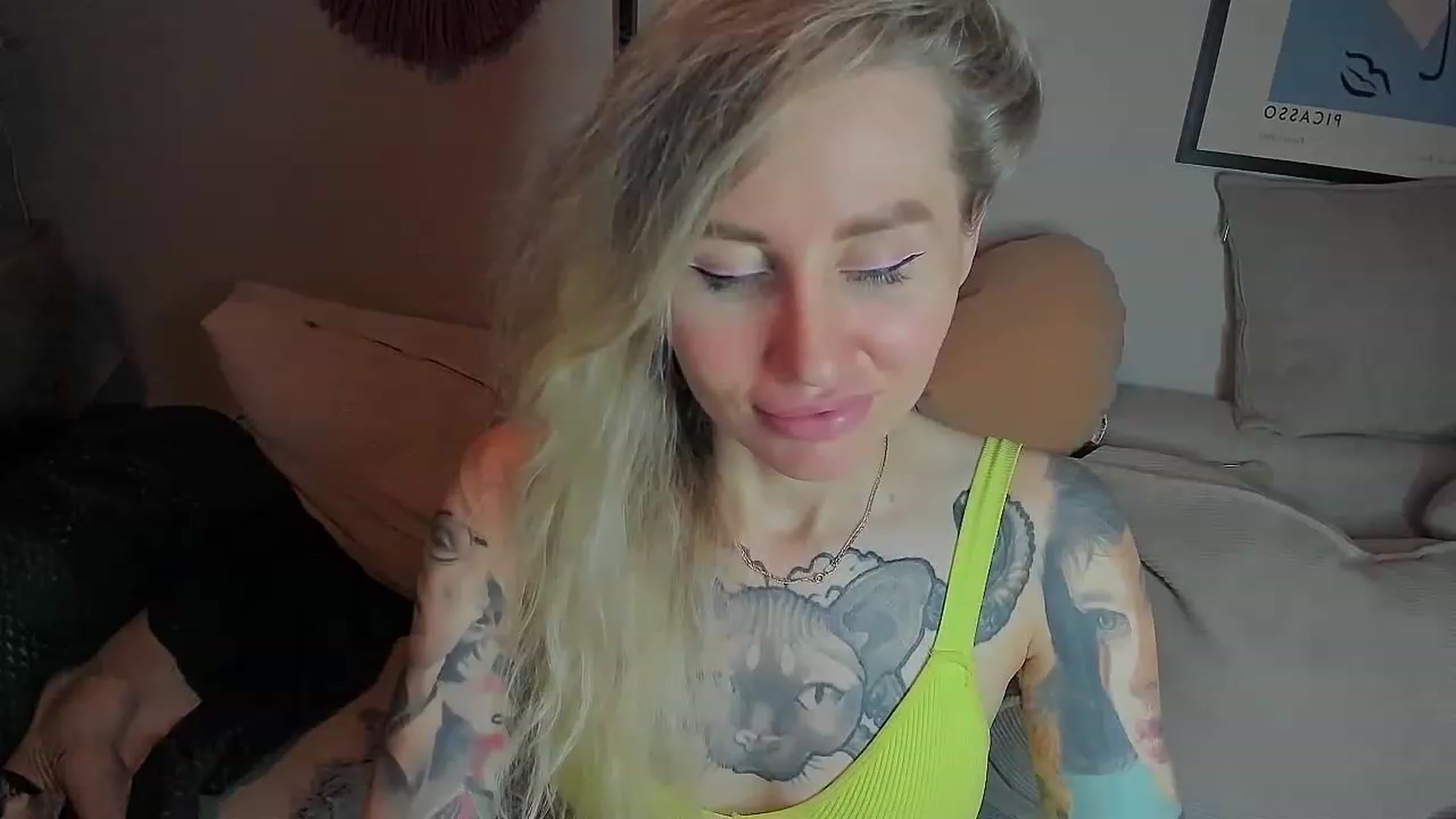 Gallery image thumbnail from Alexa_Smithhh's myfreecams stream on, 07/06/2023, 21:08 image 9 of 20