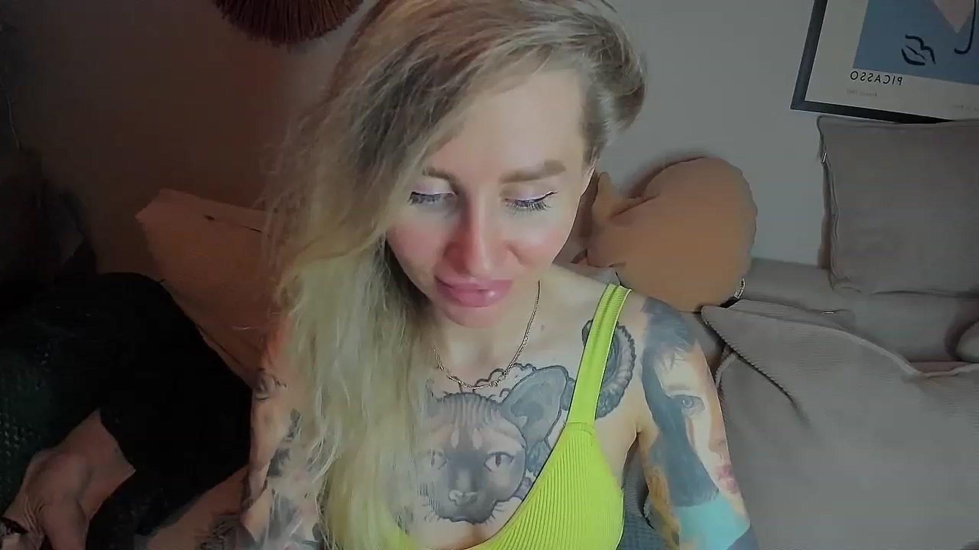 Gallery image thumbnail from Alexa_Smithhh's myfreecams stream on, 07/06/2023, 21:08 image 10 of 20