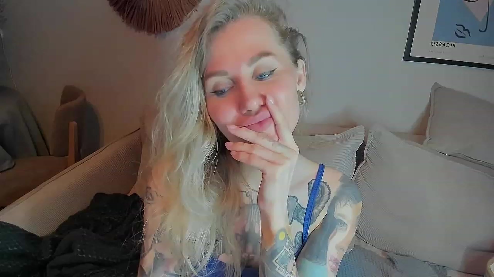 Gallery image thumbnail from Alexa_Smithhh's myfreecams stream on, 07/10/2023, 19:28 image 14 of 20