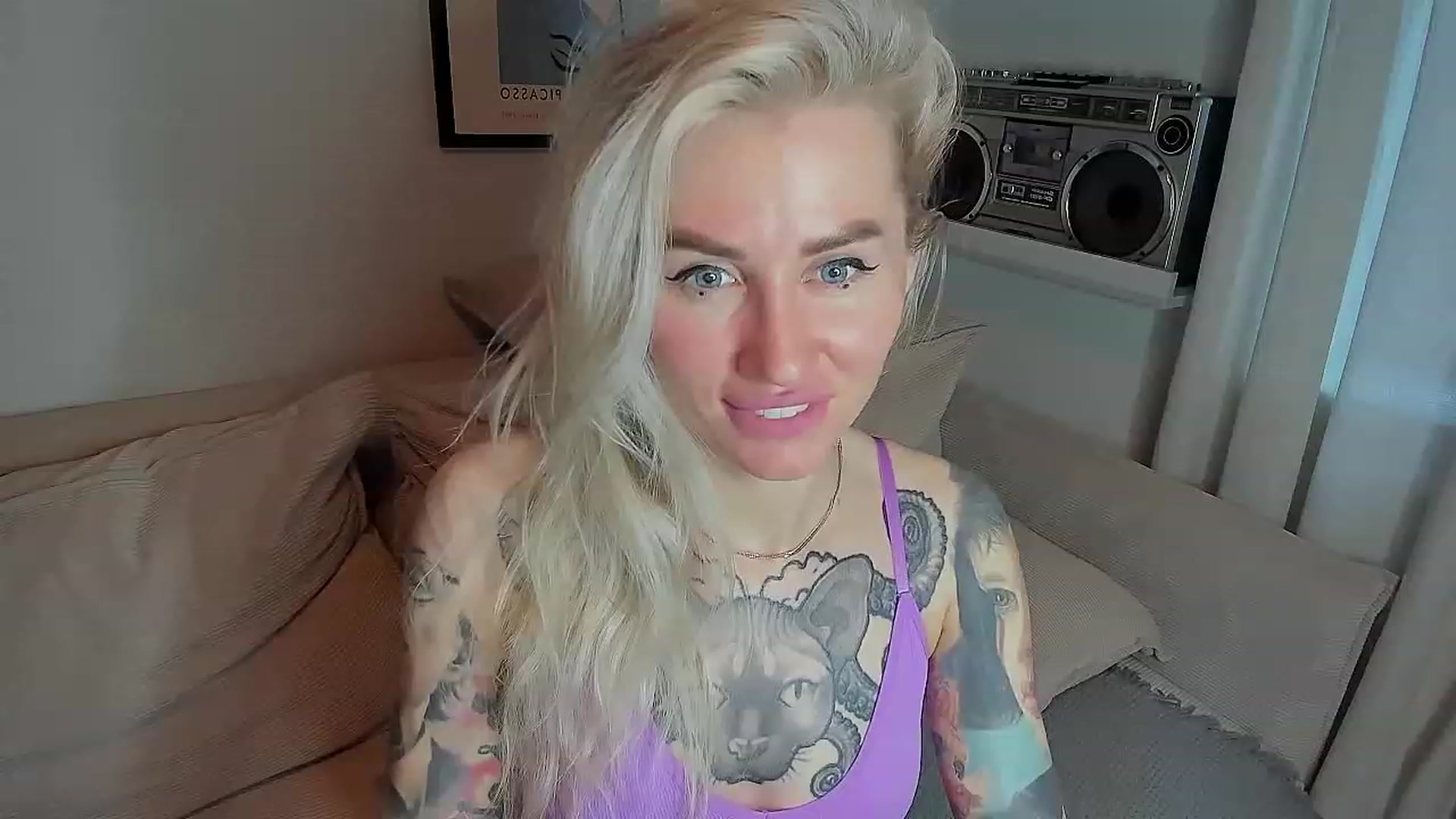 Gallery image thumbnail from Alexa_Smithhh's myfreecams stream on, 07/18/2023, 18:05 image 16 of 20
