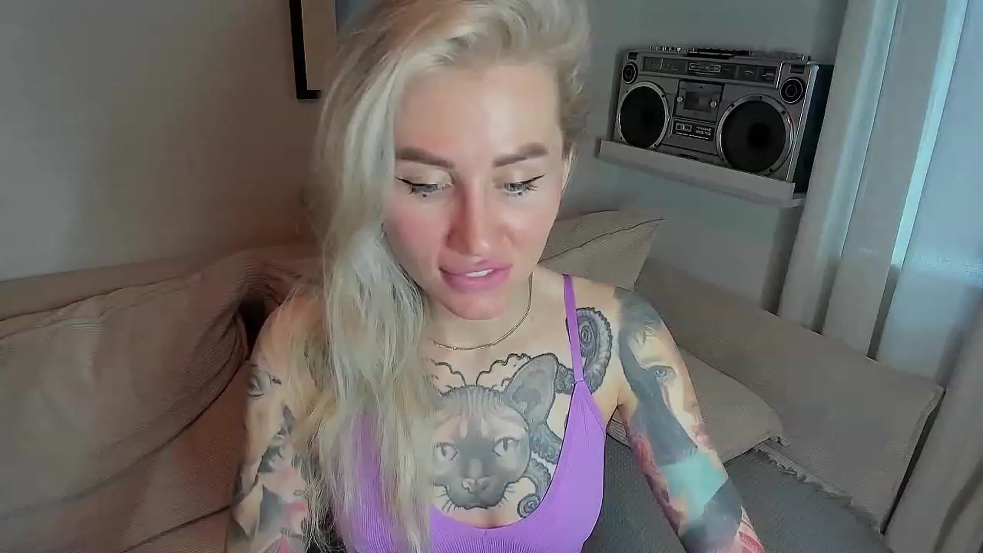Gallery image thumbnail from Alexa_Smithhh's myfreecams stream on, 07/18/2023, 18:05 image 3 of 20
