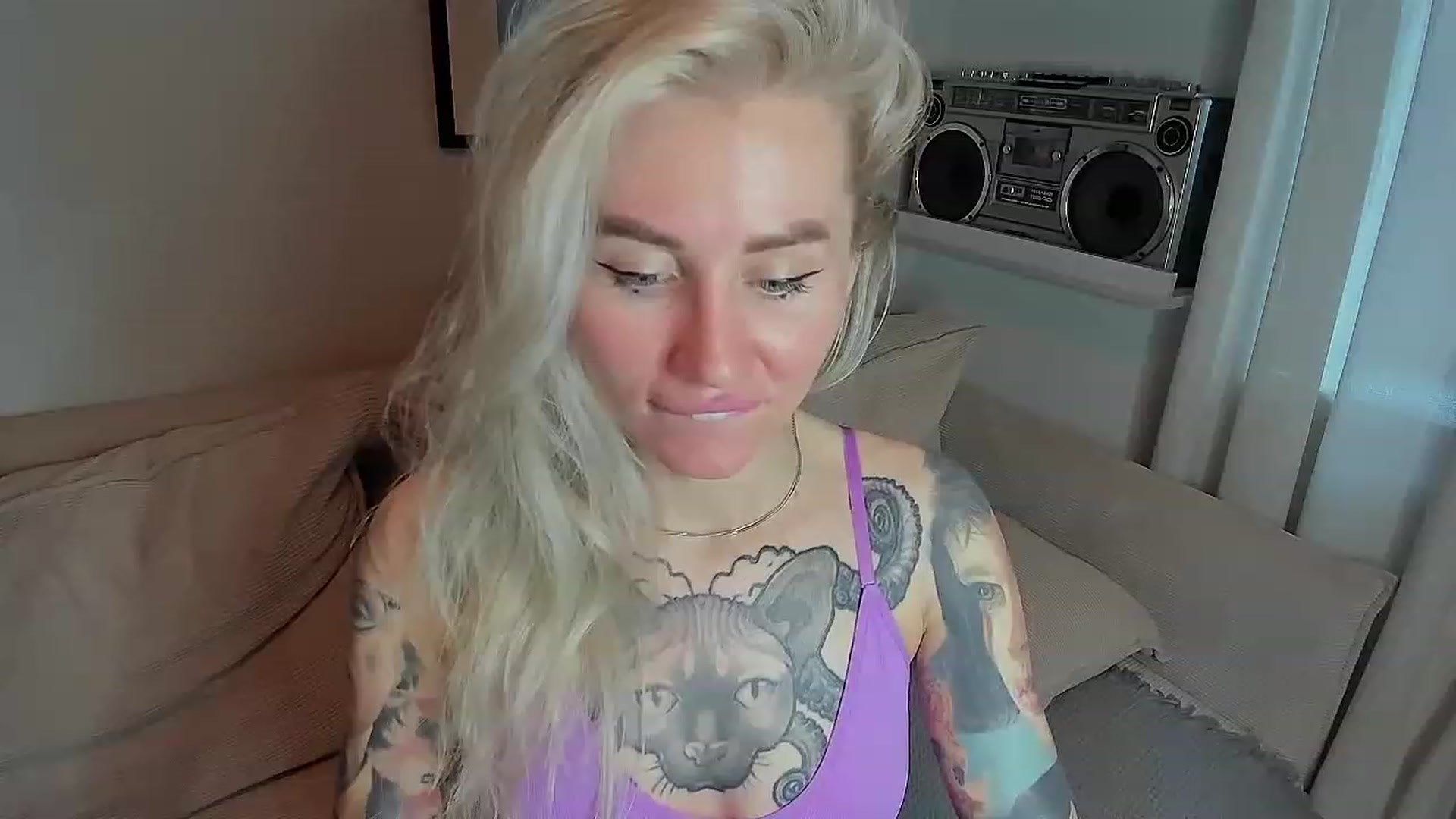 Gallery image thumbnail from Alexa_Smithhh's myfreecams stream on, 07/18/2023, 18:05 image 11 of 20