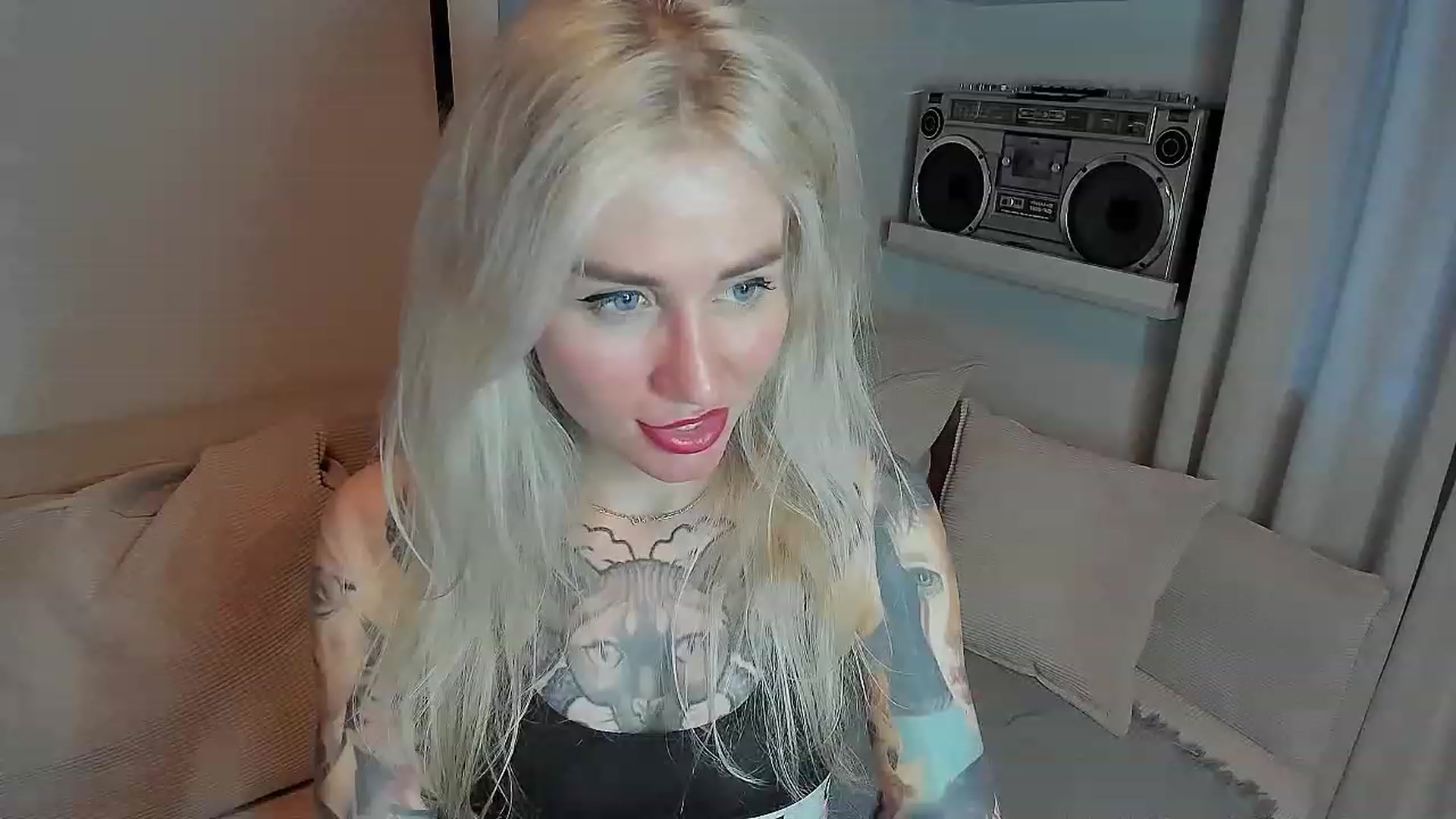 Gallery image thumbnail from Alexa_Smithhh's myfreecams stream on, 07/19/2023, 19:42 image 10 of 20