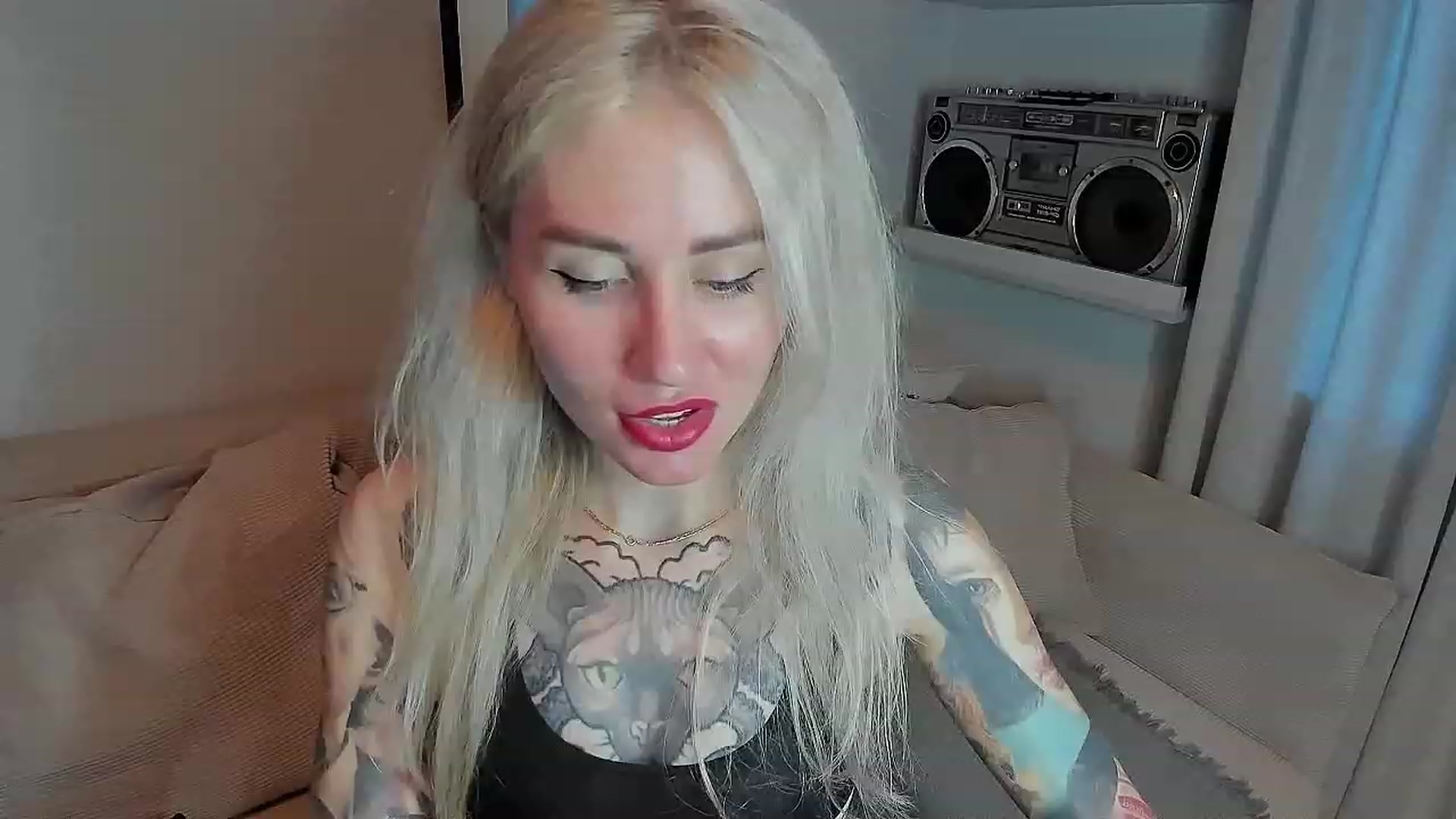 Gallery image thumbnail from Alexa_Smithhh's myfreecams stream on, 07/19/2023, 19:42 image 3 of 20