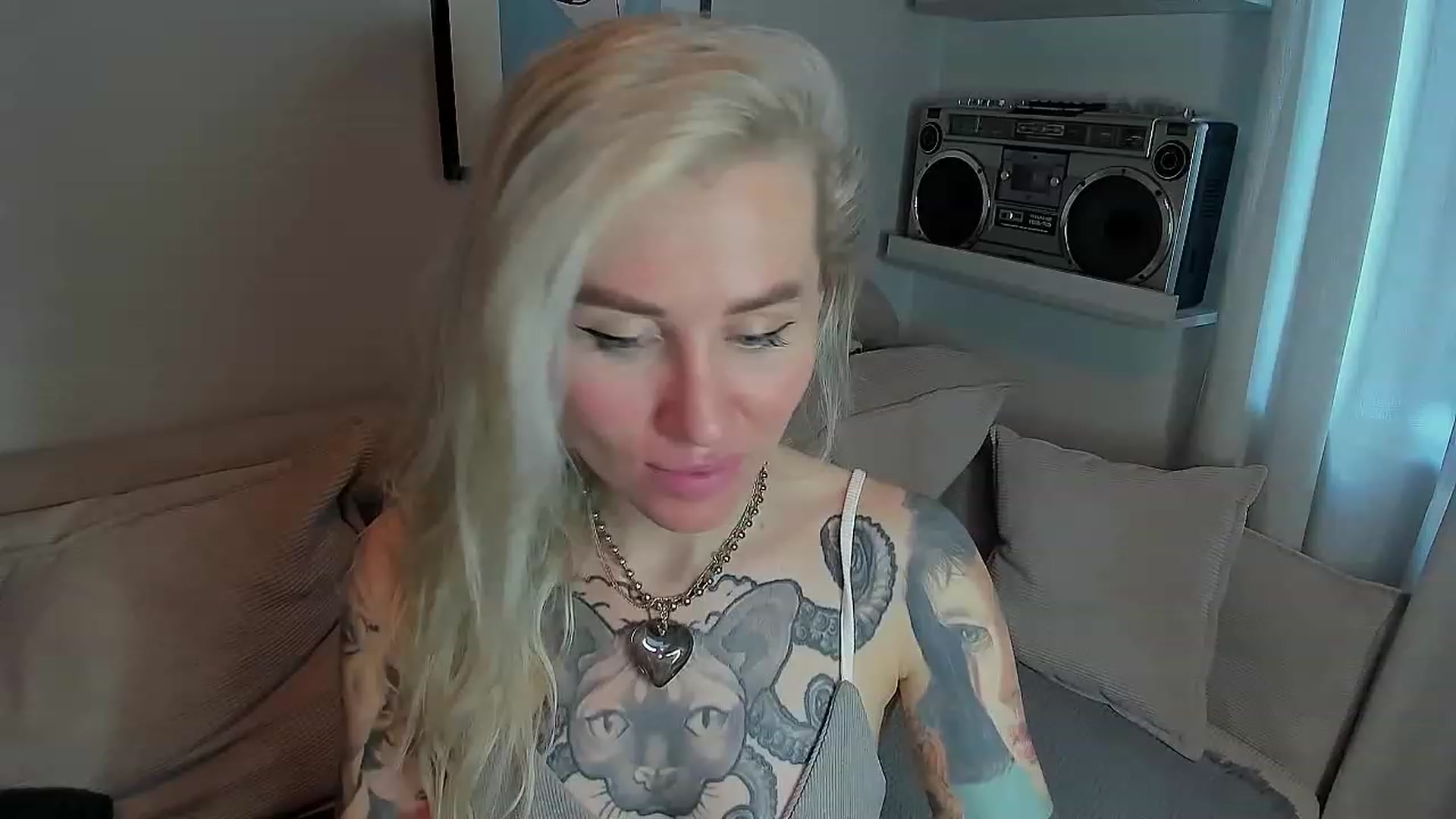 Gallery image thumbnail from Alexa_Smithhh's myfreecams stream on, 07/22/2023, 15:39 image 1 of 20
