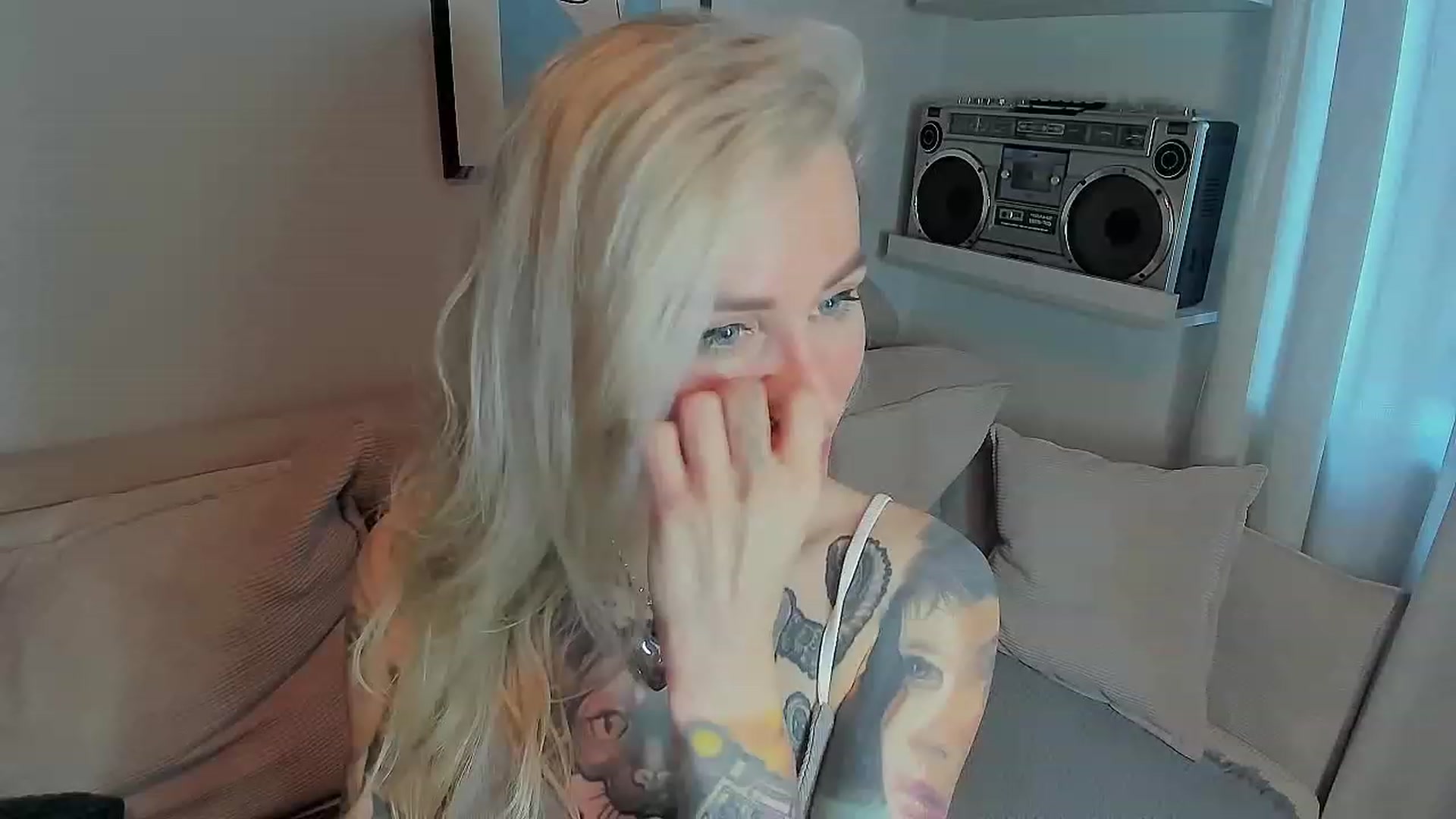 Gallery image thumbnail from Alexa_Smithhh's myfreecams stream on, 07/22/2023, 15:39 image 5 of 20