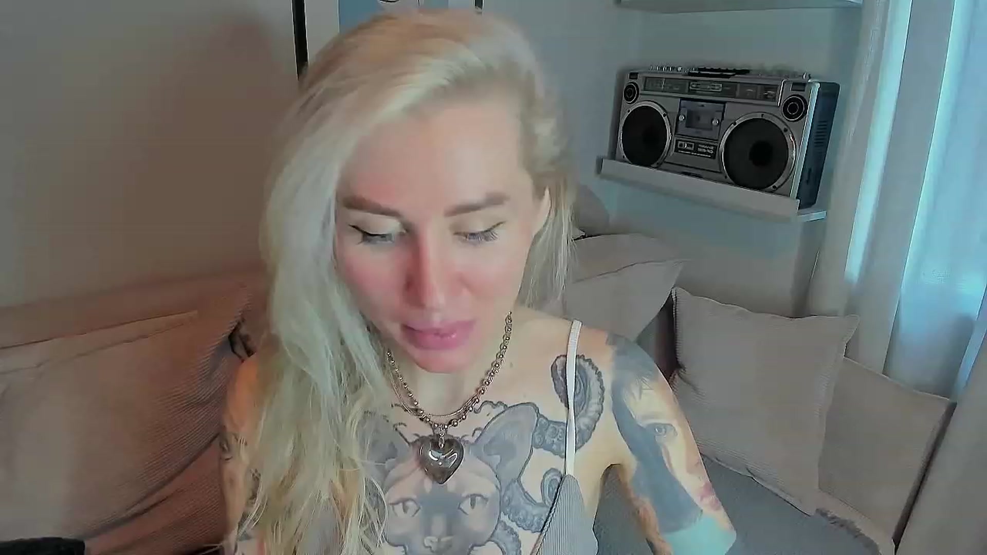 Gallery image thumbnail from Alexa_Smithhh's myfreecams stream on, 07/22/2023, 15:39 image 9 of 20