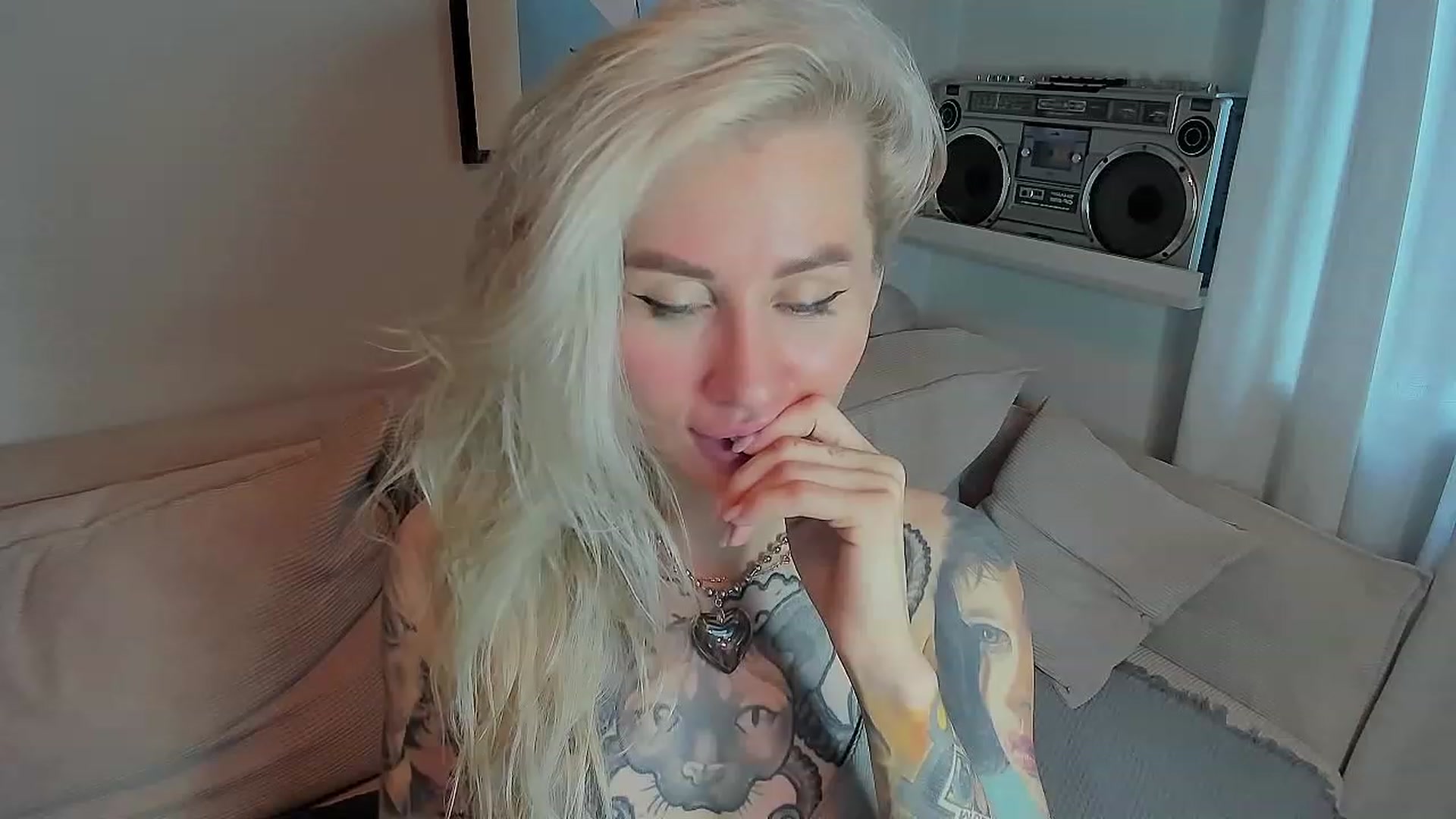 Gallery image thumbnail from Alexa_Smithhh's myfreecams stream on, 07/22/2023, 16:53 image 7 of 20