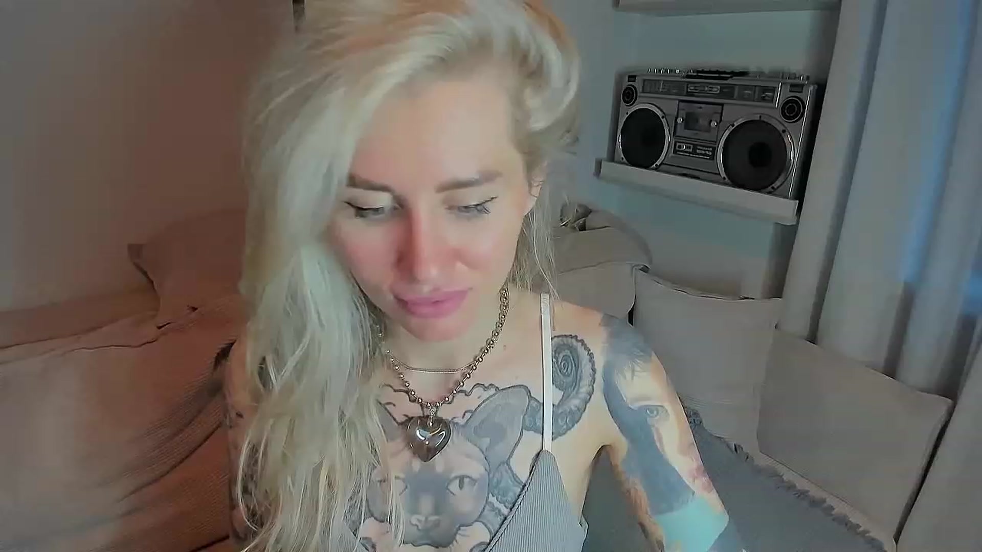 Gallery image thumbnail from Alexa_Smithhh's myfreecams stream on, 07/22/2023, 18:50 image 20 of 20