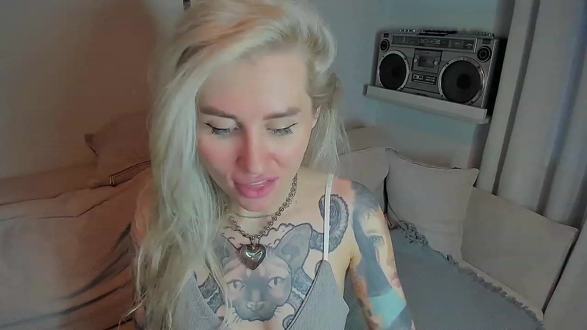 Gallery image thumbnail from Alexa_Smithhh's myfreecams stream on, 07/22/2023, 19:25 image 7 of 20