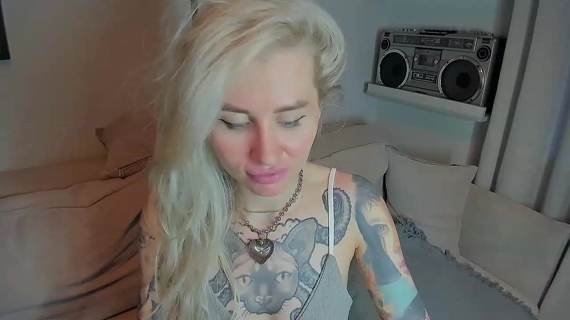 Gallery image thumbnail from Alexa_Smithhh's myfreecams stream on, 07/22/2023, 19:25 image 9 of 20