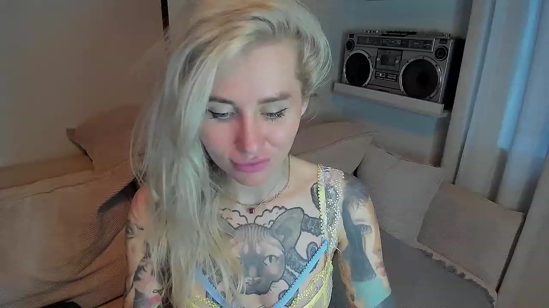 Gallery image thumbnail from Alexa_Smithhh's myfreecams stream on, 07/23/2023, 19:11 image 2 of 20