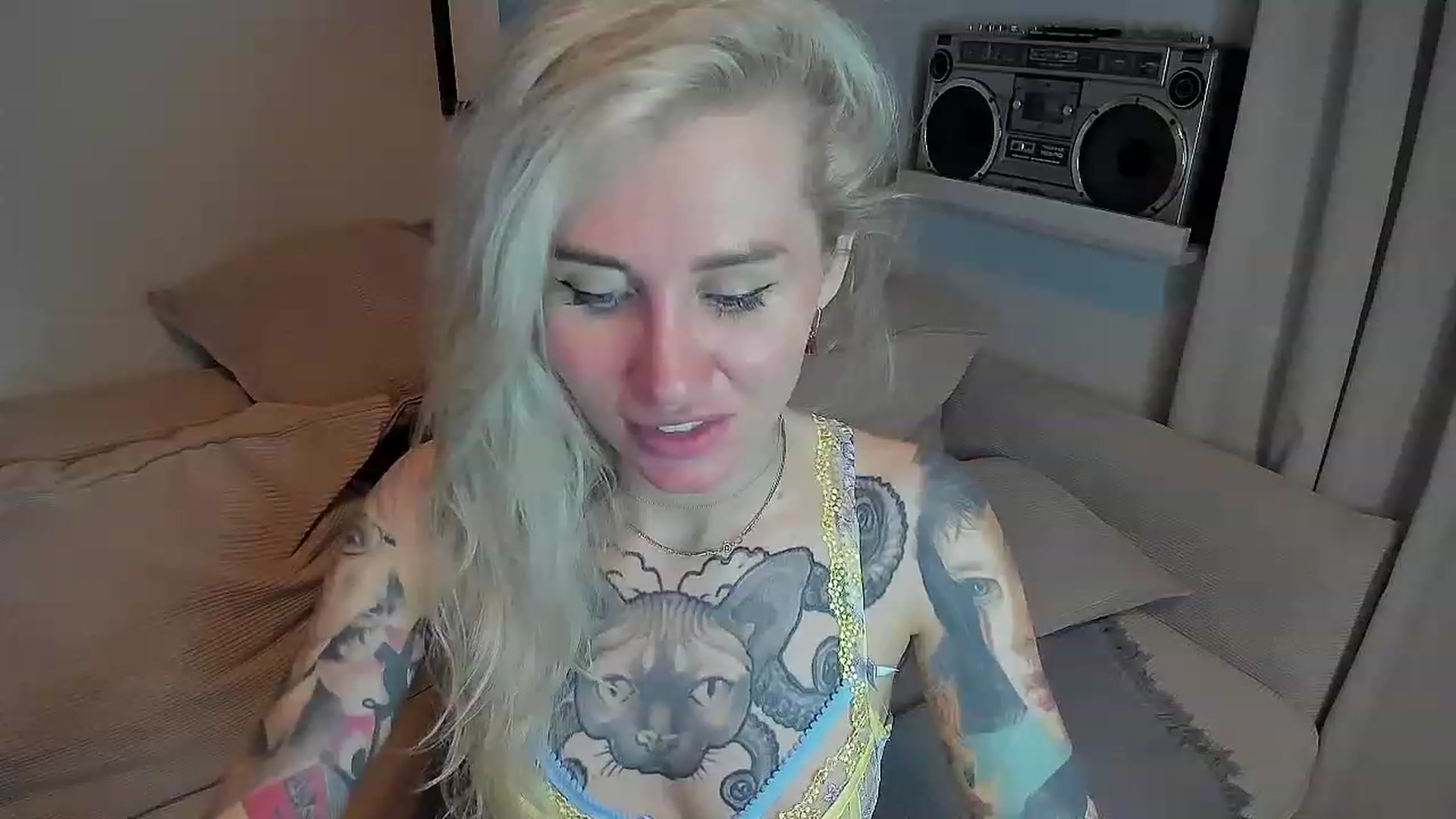 Gallery image thumbnail from Alexa_Smithhh's myfreecams stream on, 07/23/2023, 20:47 image 17 of 20