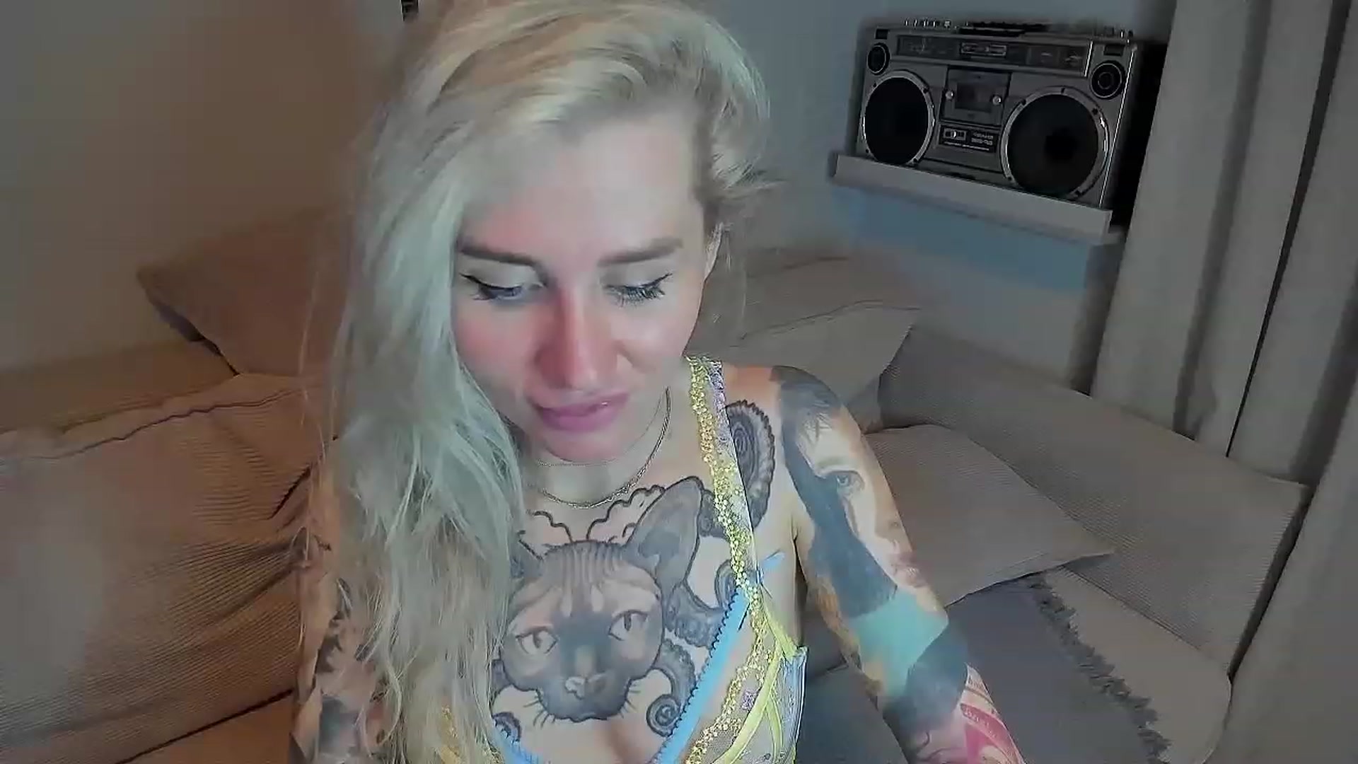Gallery image thumbnail from Alexa_Smithhh's myfreecams stream on, 07/23/2023, 20:47 image 14 of 20