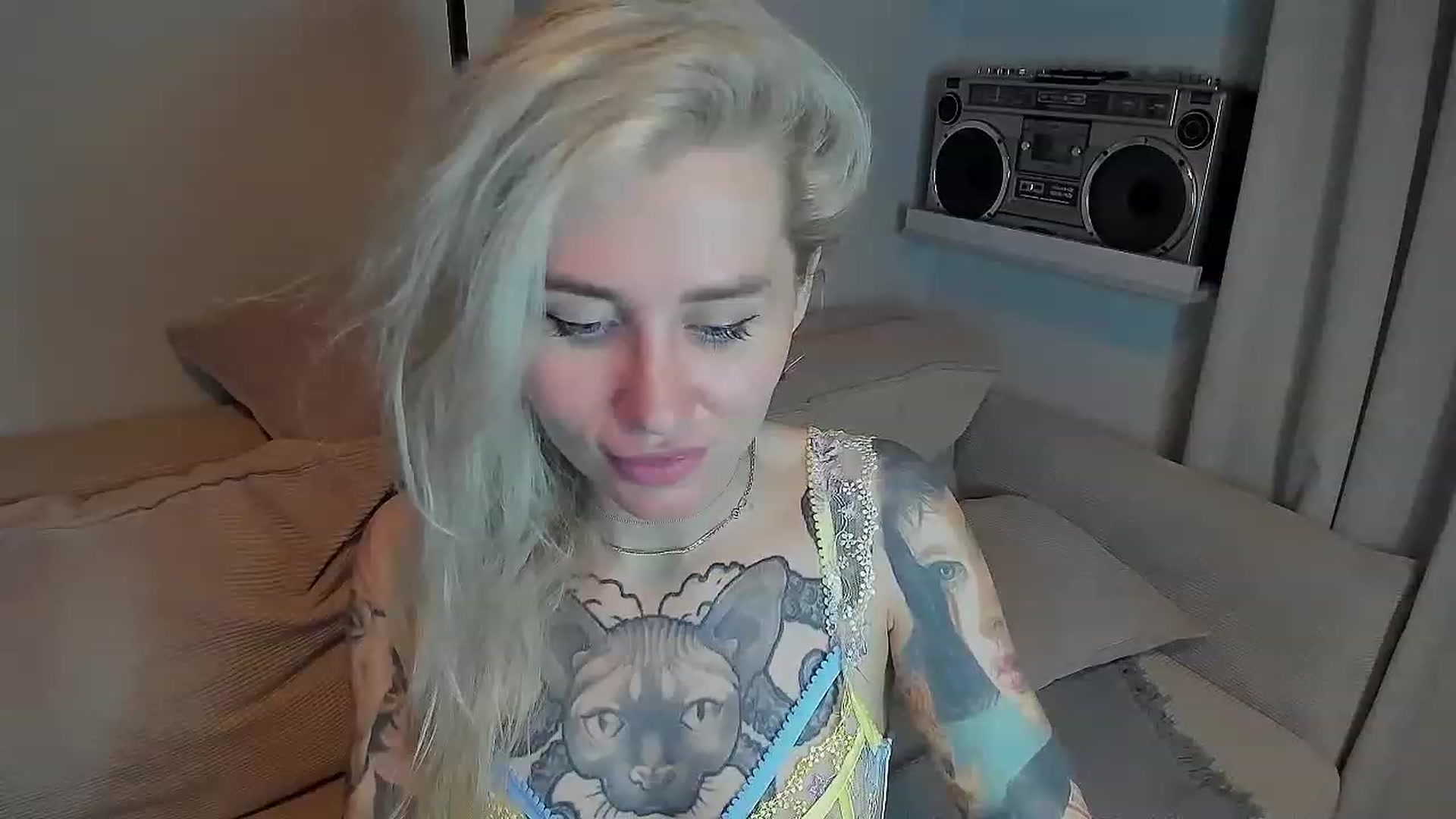 Gallery image thumbnail from Alexa_Smithhh's myfreecams stream on, 07/23/2023, 20:47 image 5 of 20