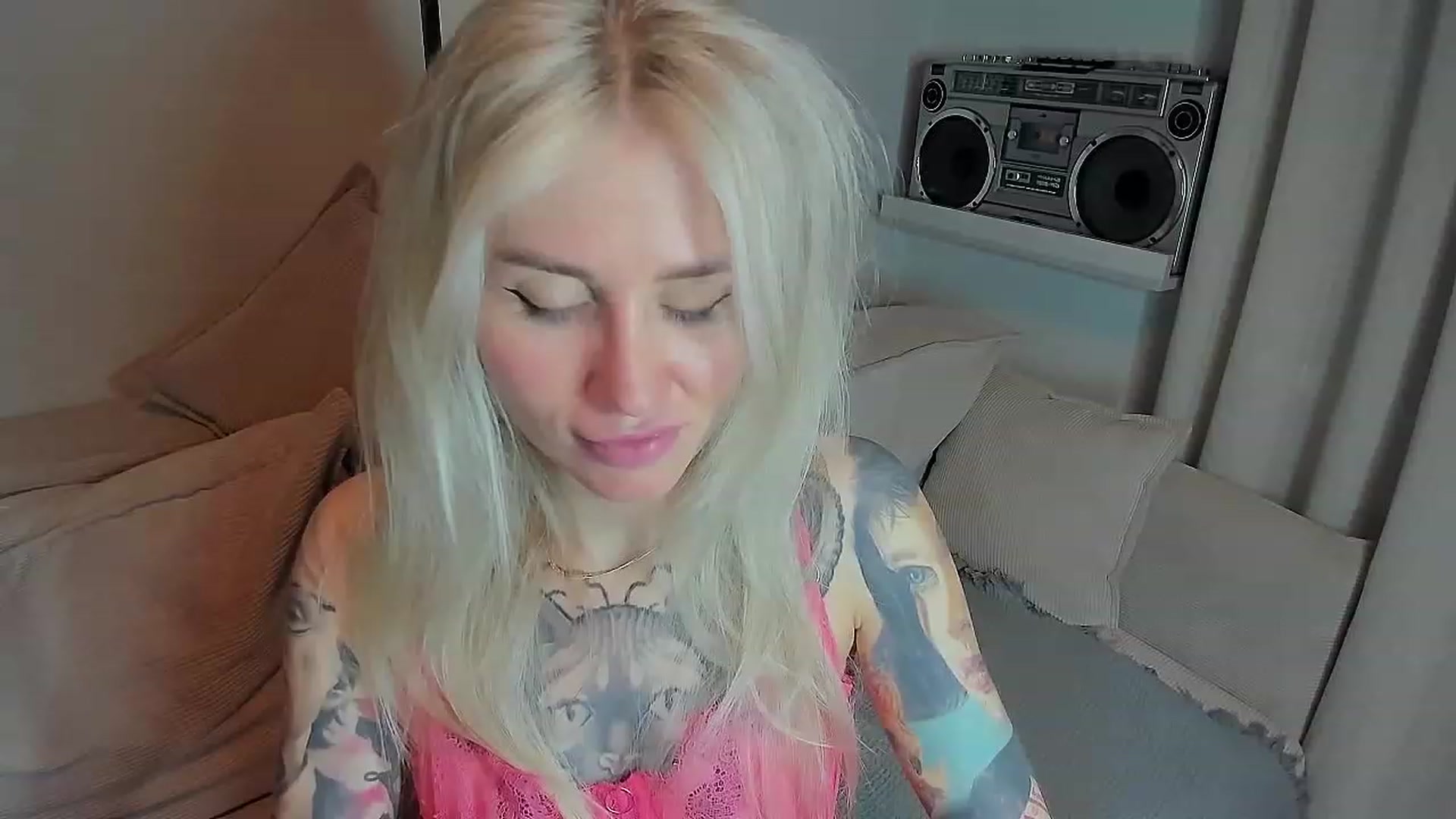 Gallery image thumbnail from Alexa_Smithhh's myfreecams stream on, 07/24/2023, 20:16 image 11 of 20