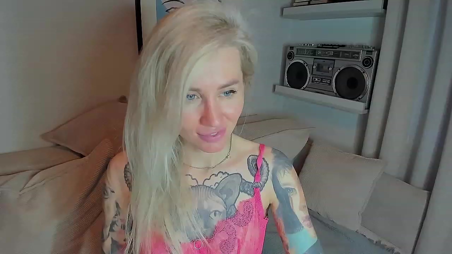 Gallery image thumbnail from Alexa_Smithhh's myfreecams stream on, 07/24/2023, 20:16 image 1 of 20