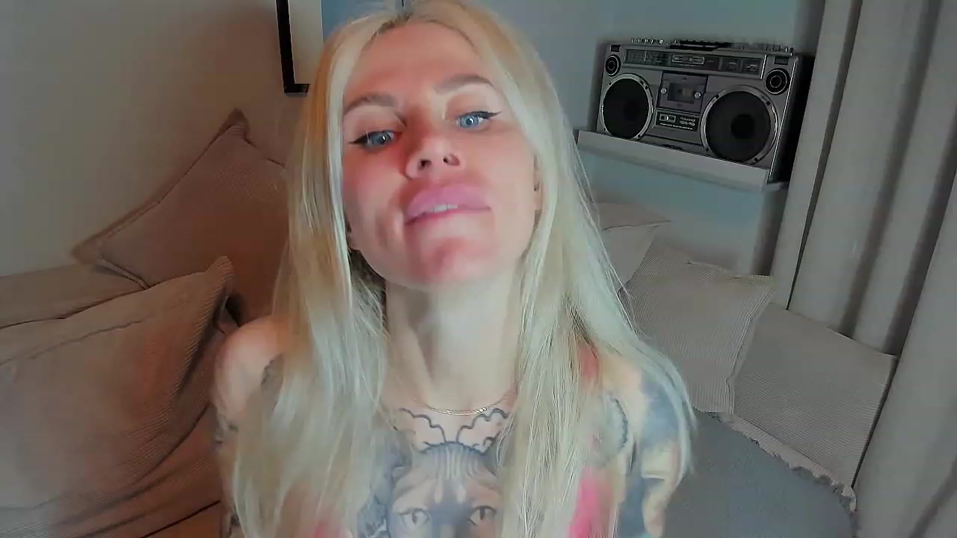 Gallery image thumbnail from Alexa_Smithhh's myfreecams stream on, 07/24/2023, 20:16 image 18 of 20