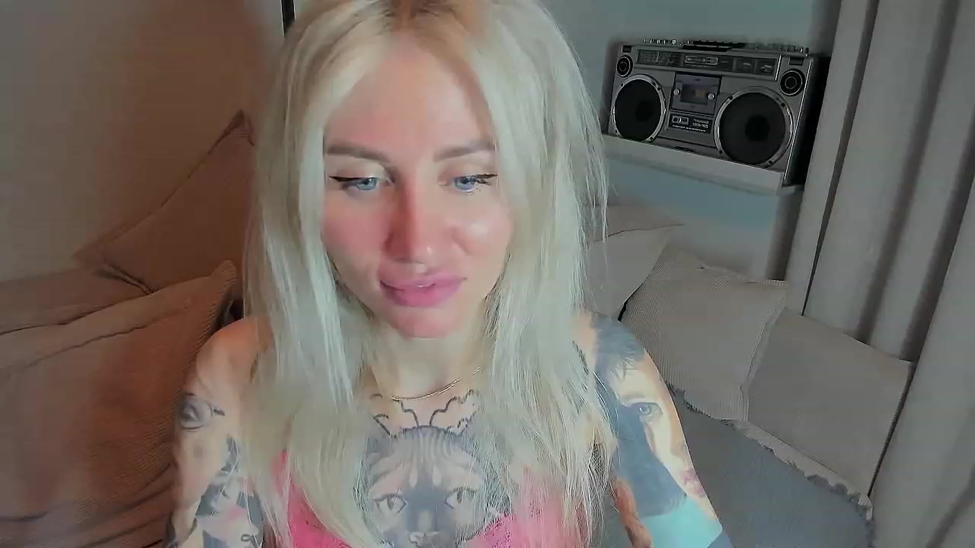 Gallery image thumbnail from Alexa_Smithhh's myfreecams stream on, 07/24/2023, 20:16 image 15 of 20