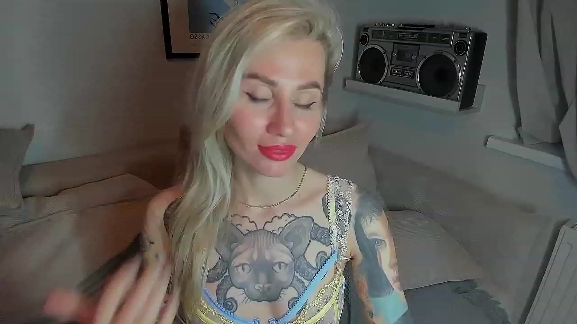 Gallery image thumbnail from Alexa_Smithhh's myfreecams stream on, 07/28/2023, 20:08 image 14 of 20