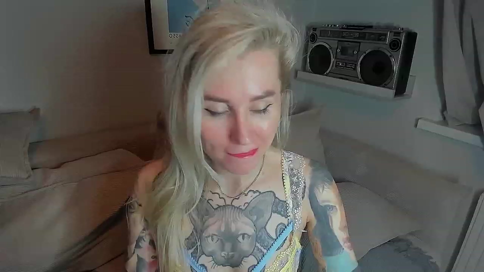 Gallery image thumbnail from Alexa_Smithhh's myfreecams stream on, 07/28/2023, 20:42 image 12 of 20