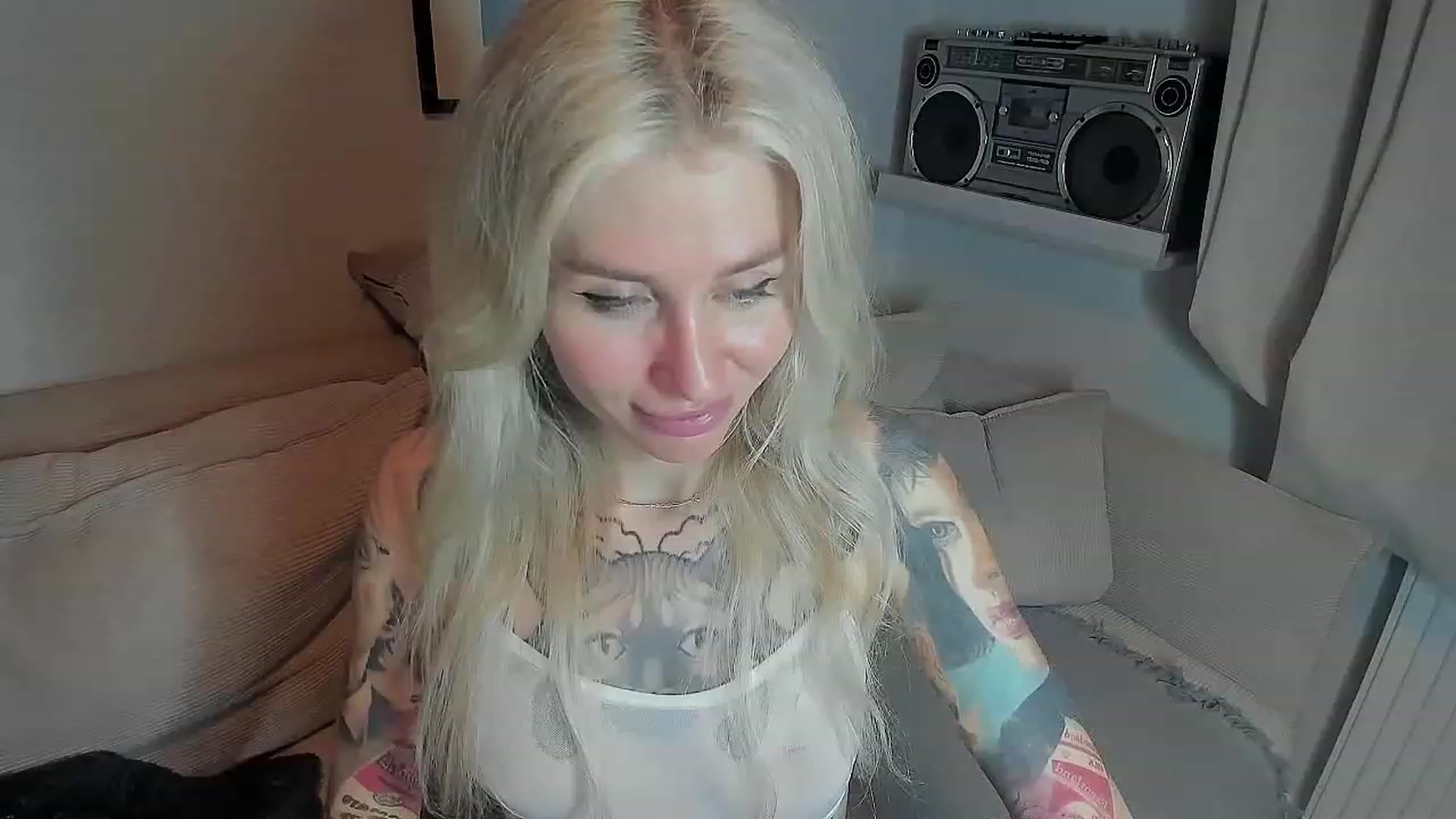 Gallery image thumbnail from Alexa_Smithhh's myfreecams stream on, 07/30/2023, 19:27 image 20 of 20