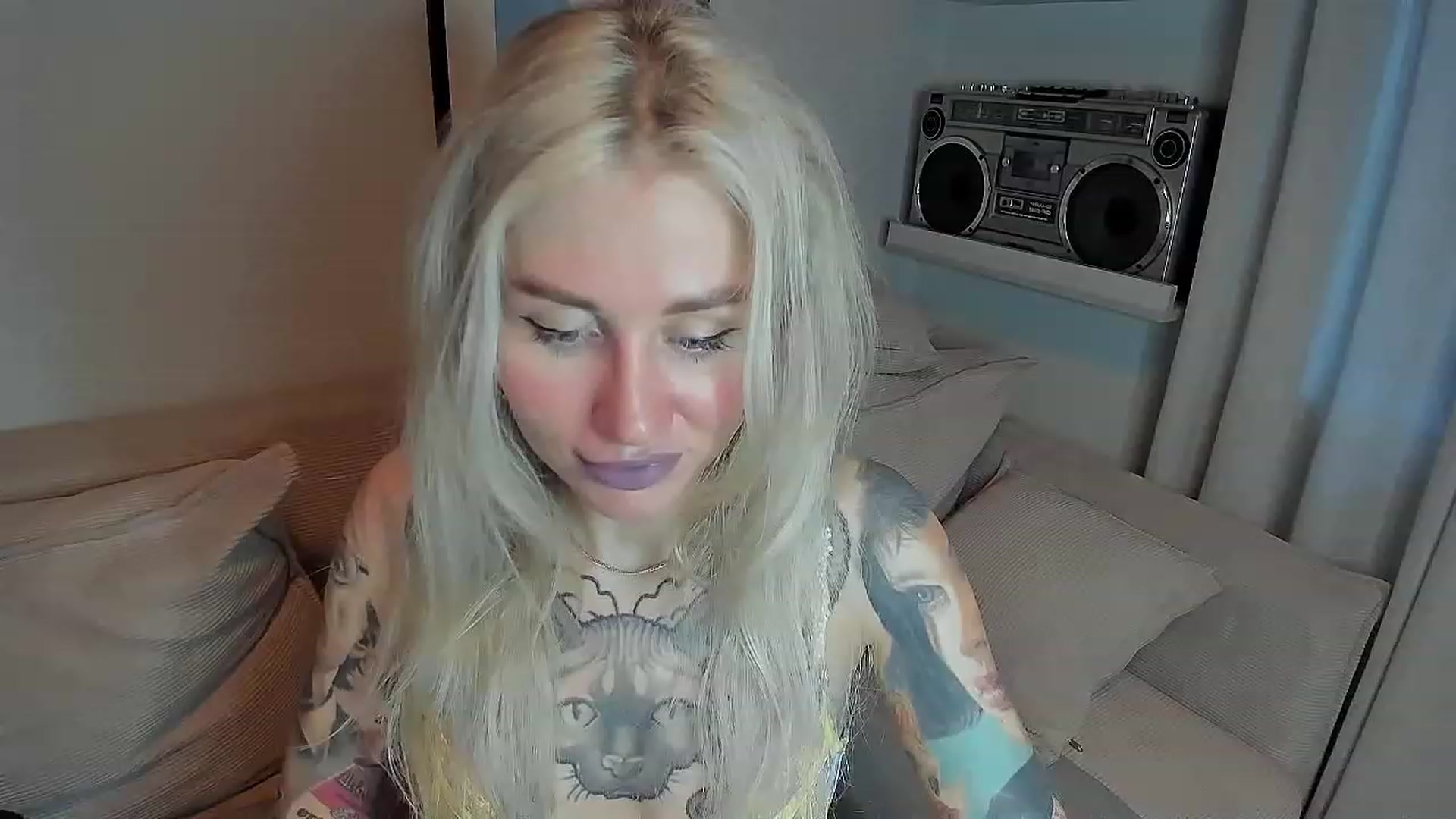 Gallery image thumbnail from Alexa_Smithhh's myfreecams stream on, 08/06/2023, 18:47 image 8 of 20