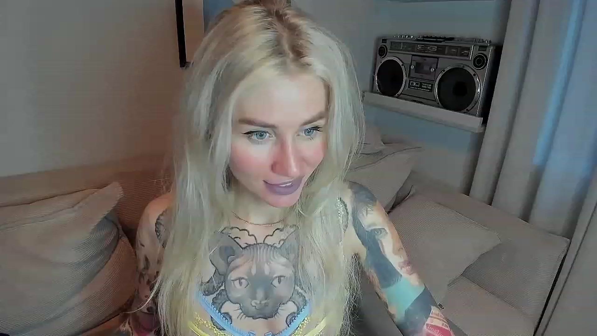 Gallery image thumbnail from Alexa_Smithhh's myfreecams stream on, 08/06/2023, 18:47 image 6 of 20