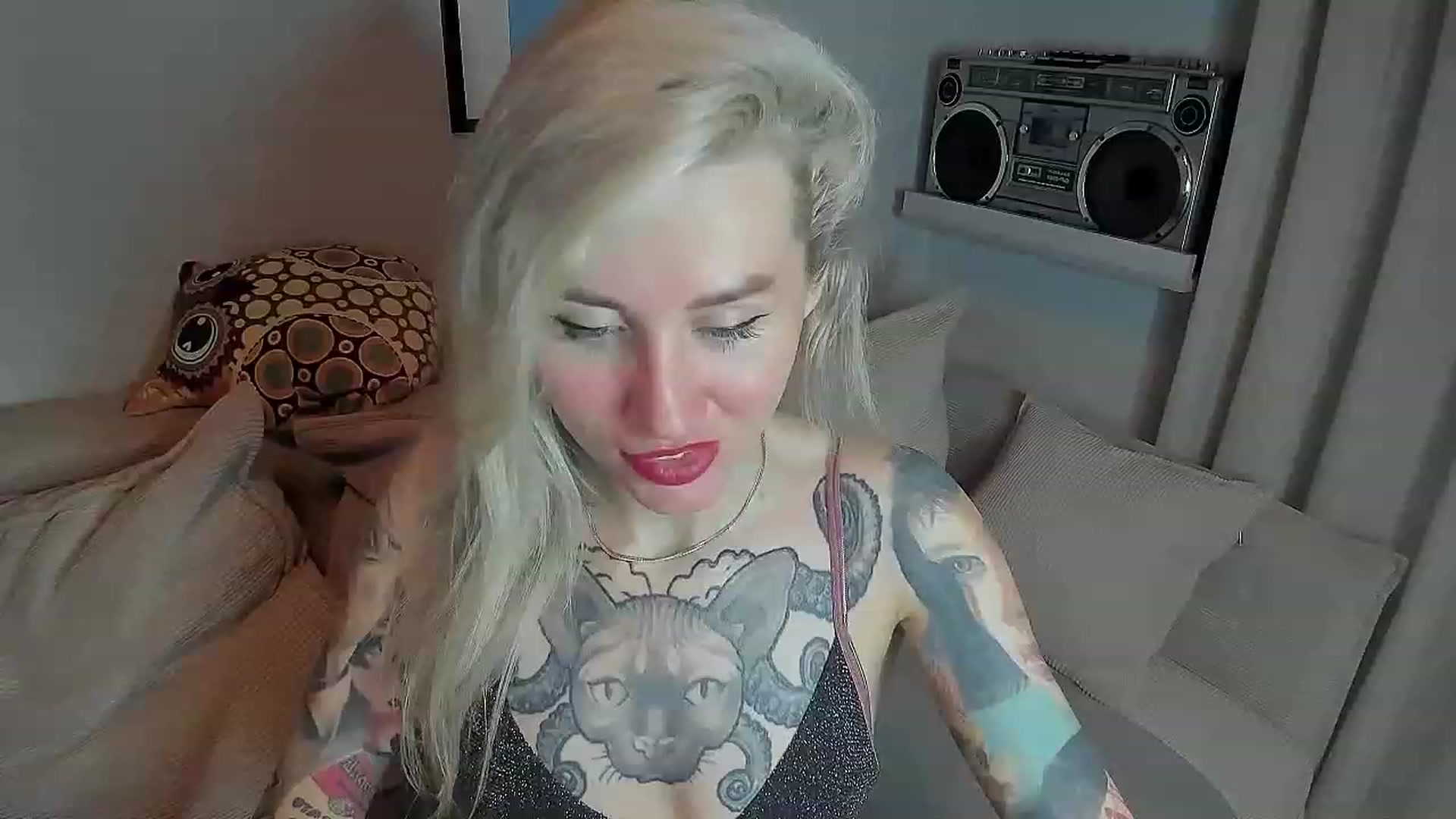 Gallery image thumbnail from Alexa_Smithhh's myfreecams stream on, 08/07/2023, 19:36 image 9 of 20