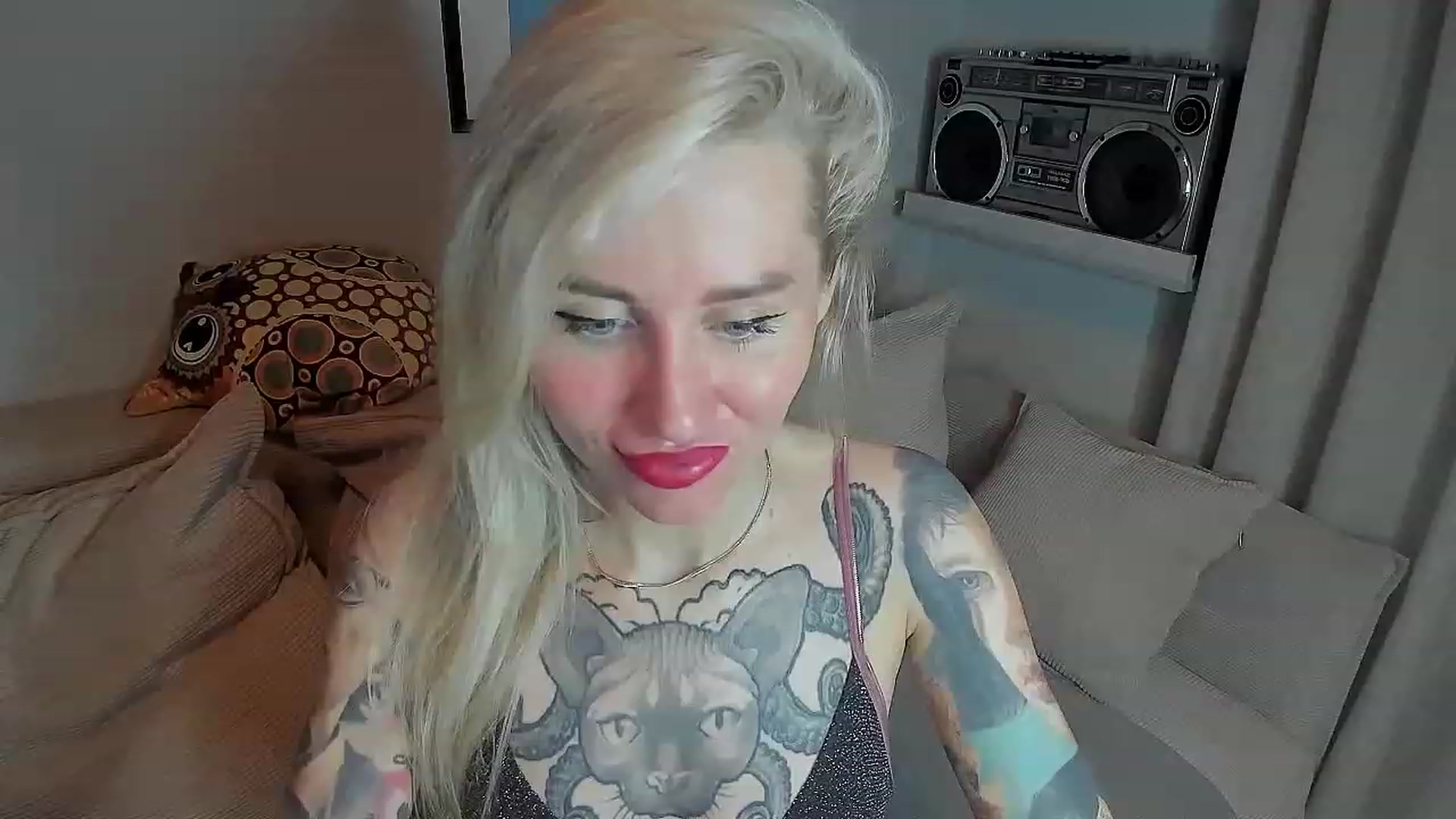 Gallery image thumbnail from Alexa_Smithhh's myfreecams stream on, 08/07/2023, 19:36 image 8 of 20
