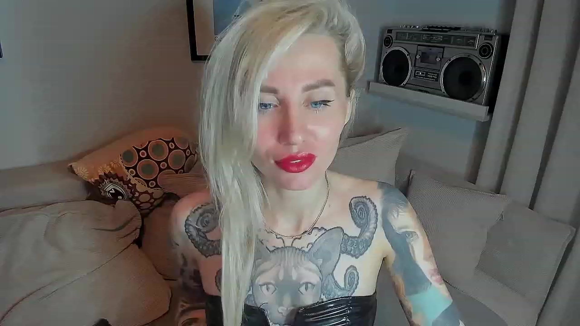 Gallery image thumbnail from Alexa_Smithhh's myfreecams stream on, 08/07/2023, 21:01 image 4 of 20