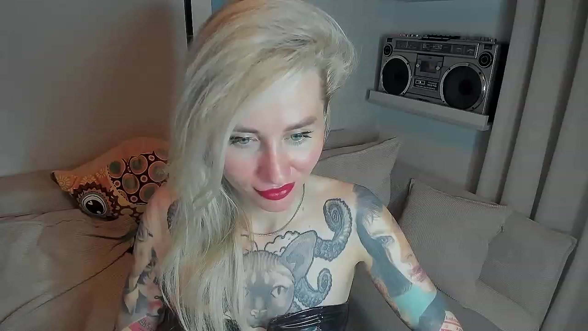 Gallery image thumbnail from Alexa_Smithhh's myfreecams stream on, 08/07/2023, 21:01 image 18 of 20