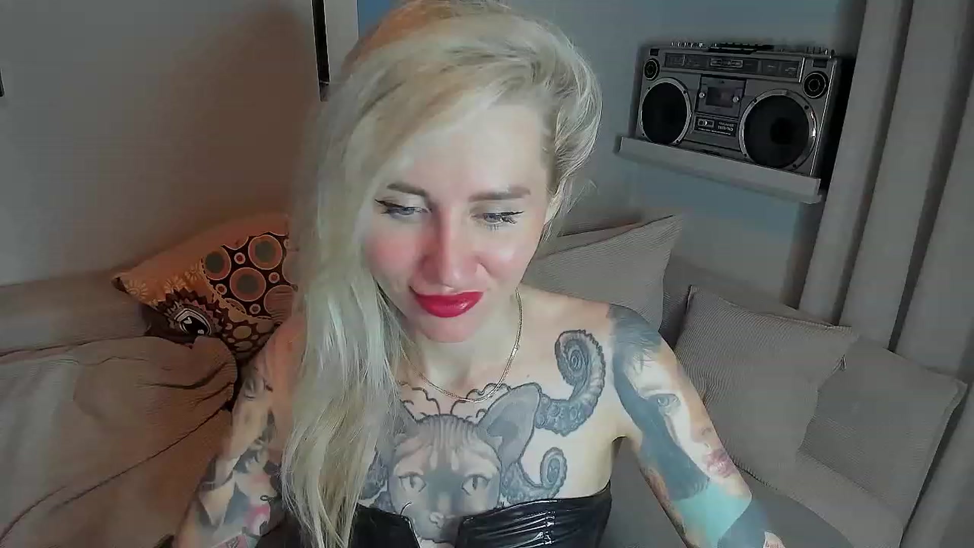 Gallery image thumbnail from Alexa_Smithhh's myfreecams stream on, 08/07/2023, 21:01 image 6 of 20