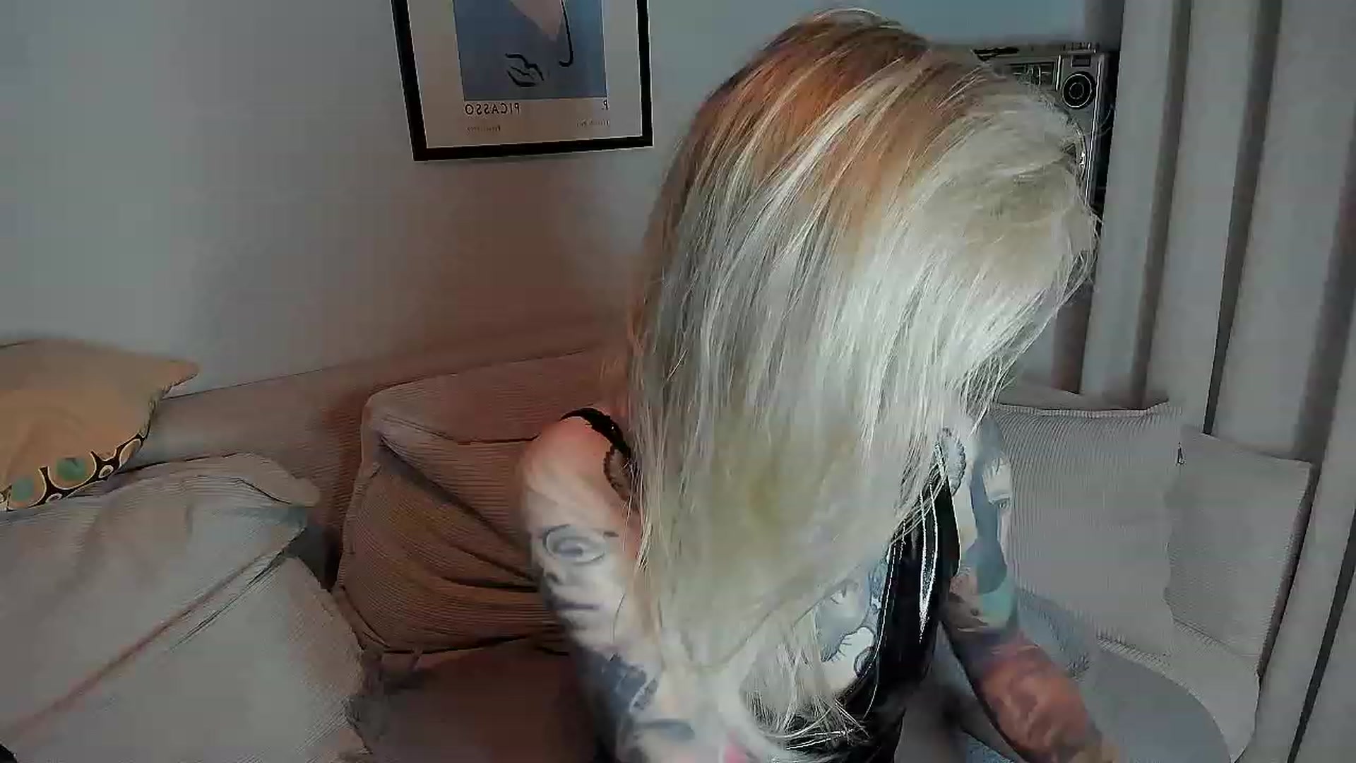 Gallery image thumbnail from Alexa_Smithhh's myfreecams stream on, 08/08/2023, 21:39 image 16 of 20