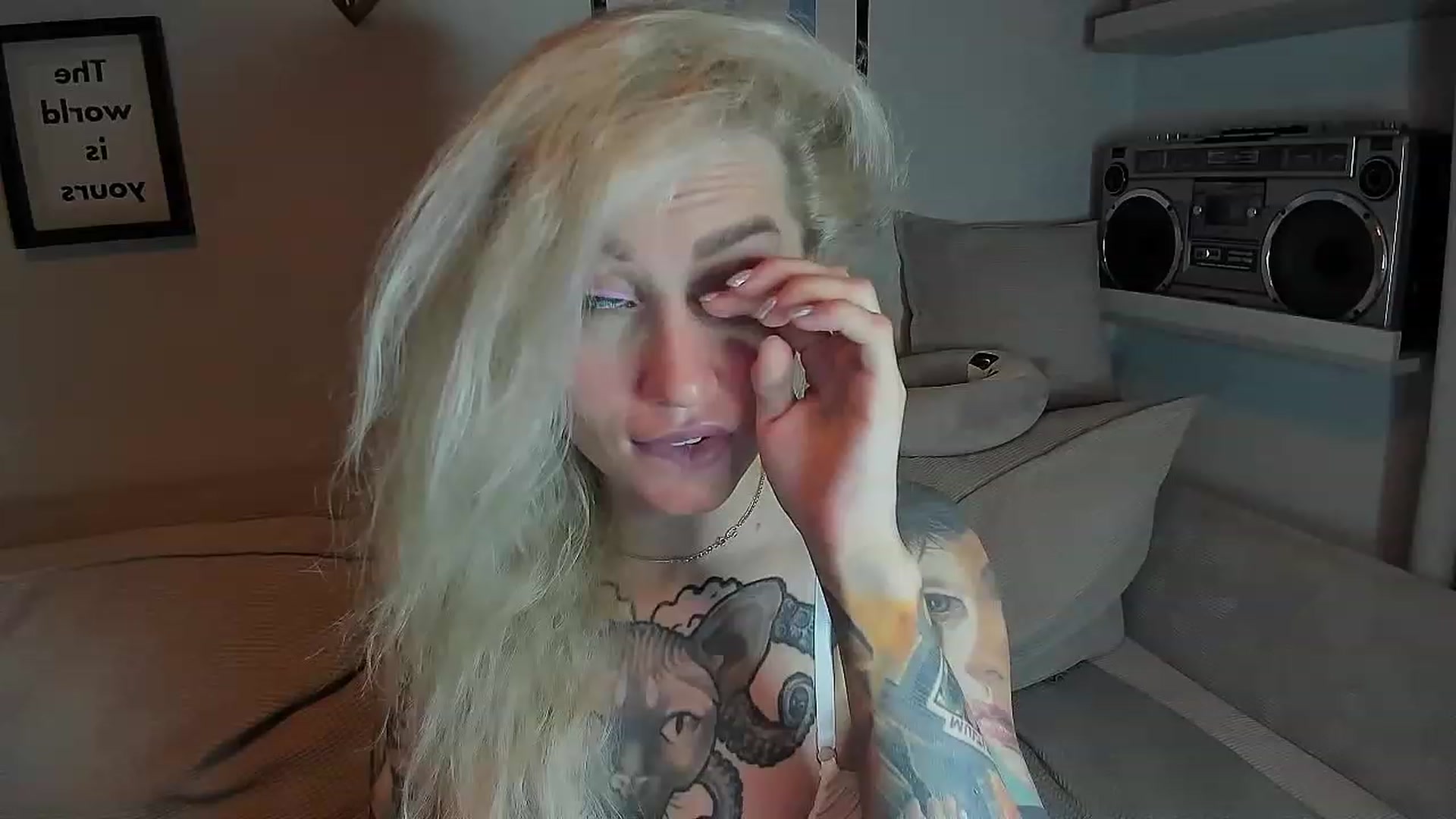 Gallery image thumbnail from Alexa_Smithhh's myfreecams stream on, 08/10/2023, 20:29 image 17 of 20