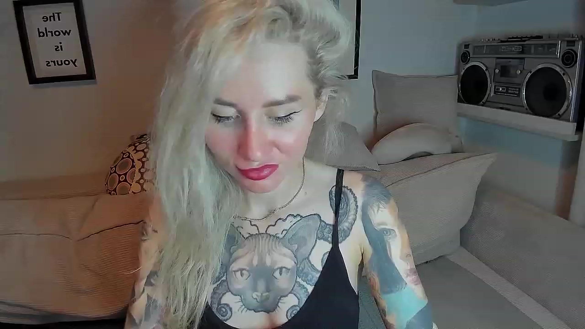 Gallery image thumbnail from Alexa_Smithhh's myfreecams stream on, 08/11/2023, 19:00 image 14 of 20