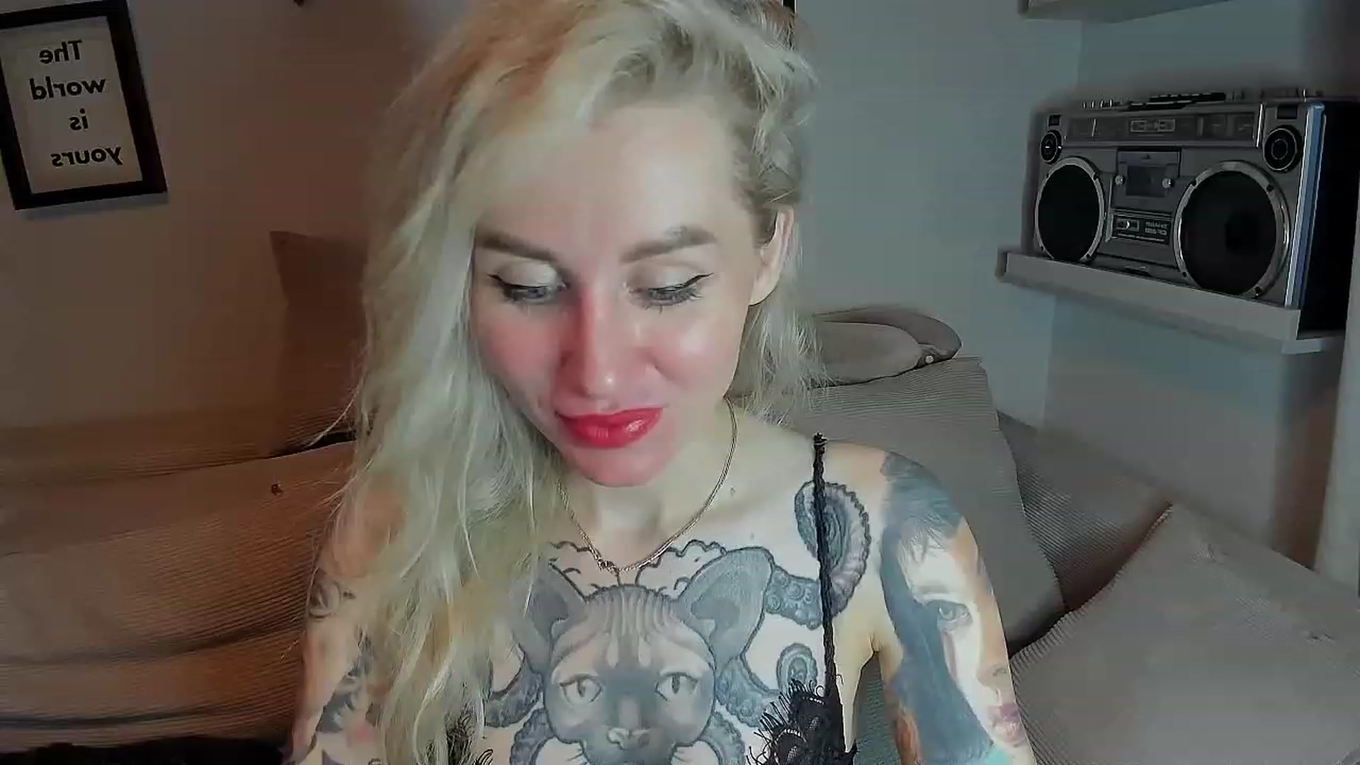 Gallery image thumbnail from Alexa_Smithhh's myfreecams stream on, 08/15/2023, 18:26 image 9 of 20