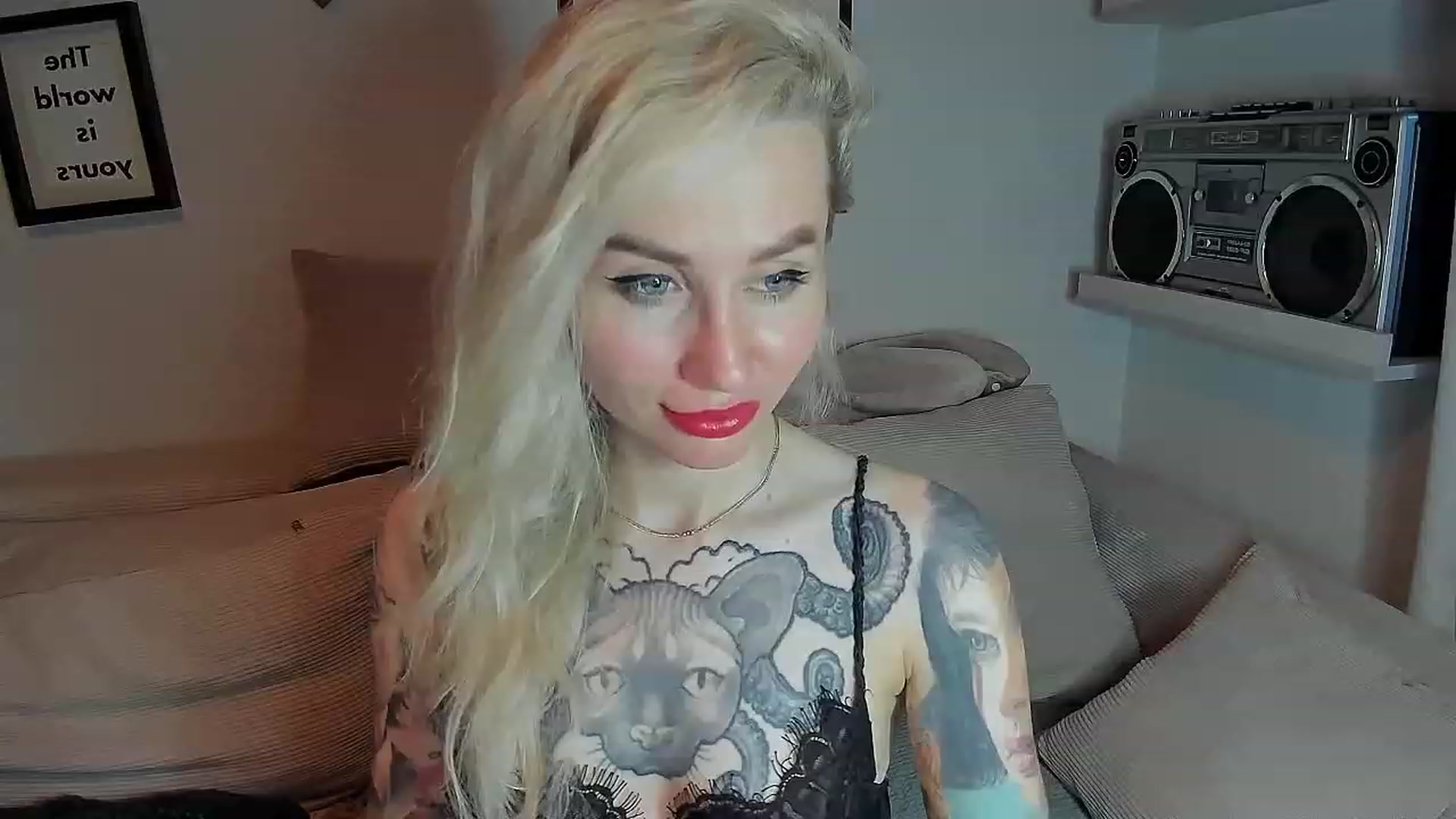 Gallery image thumbnail from Alexa_Smithhh's myfreecams stream on, 08/15/2023, 18:26 image 7 of 20