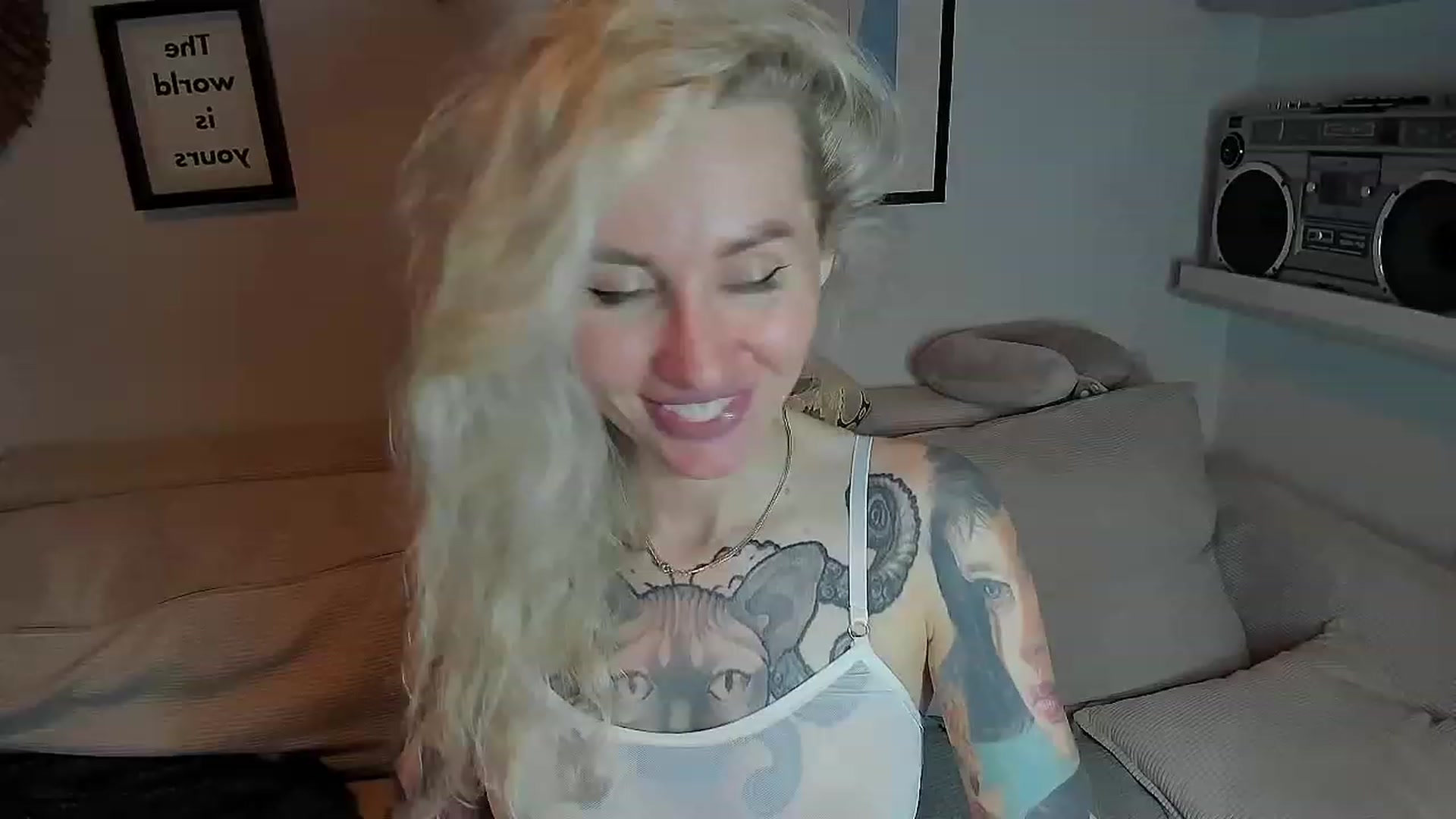 Gallery image thumbnail from Alexa_Smithhh's myfreecams stream on, 08/18/2023, 20:41 image 12 of 20