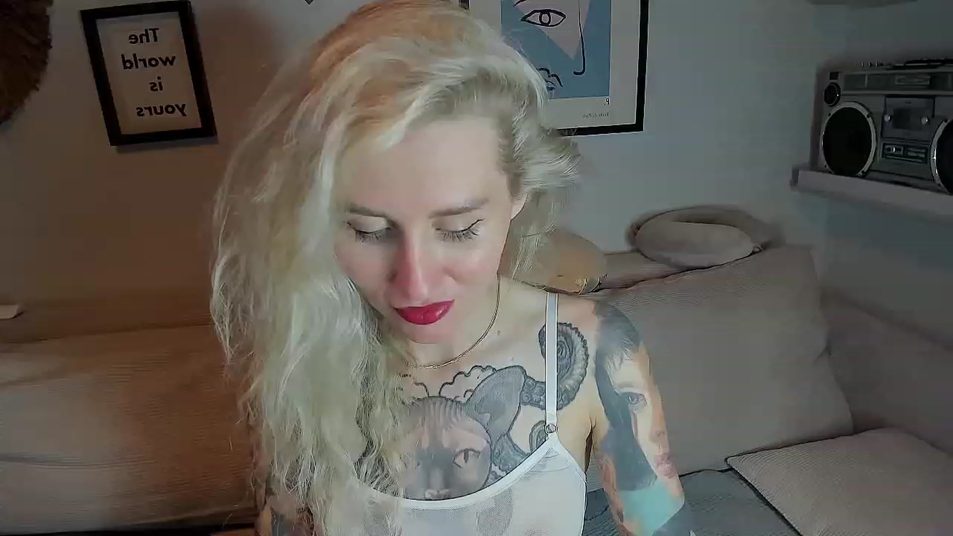 Gallery image thumbnail from Alexa_Smithhh's myfreecams stream on, 08/18/2023, 21:23 image 6 of 20