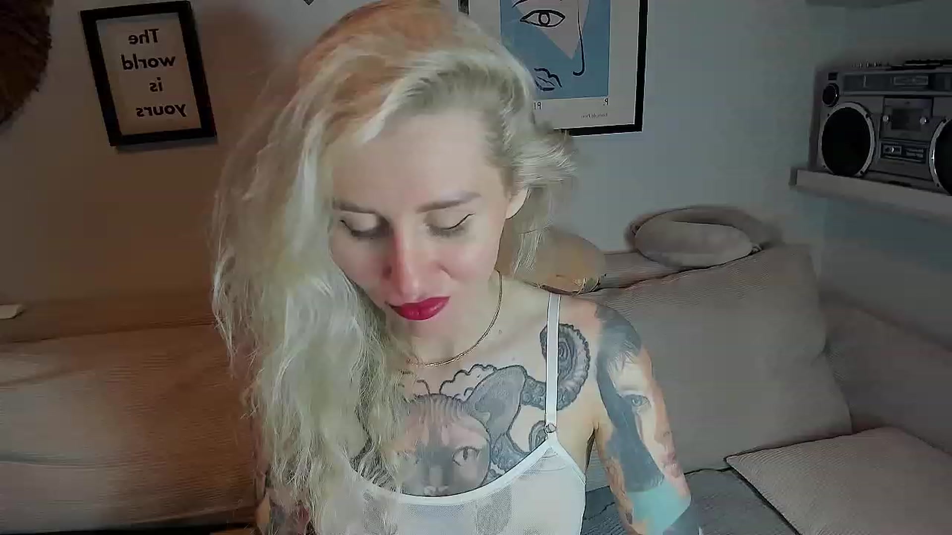 Gallery image thumbnail from Alexa_Smithhh's myfreecams stream on, 08/18/2023, 21:23 image 7 of 20