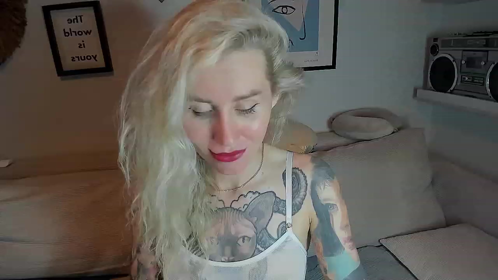 Gallery image thumbnail from Alexa_Smithhh's myfreecams stream on, 08/18/2023, 21:23 image 10 of 20