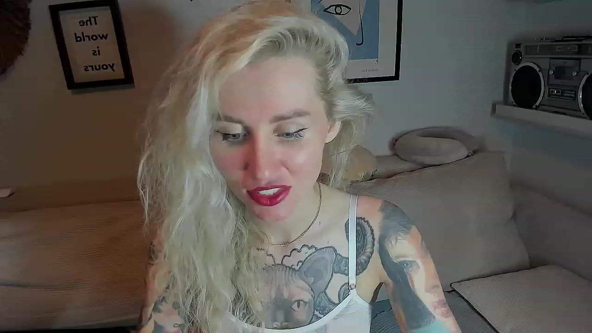 Gallery image thumbnail from Alexa_Smithhh's myfreecams stream on, 08/18/2023, 21:23 image 13 of 20