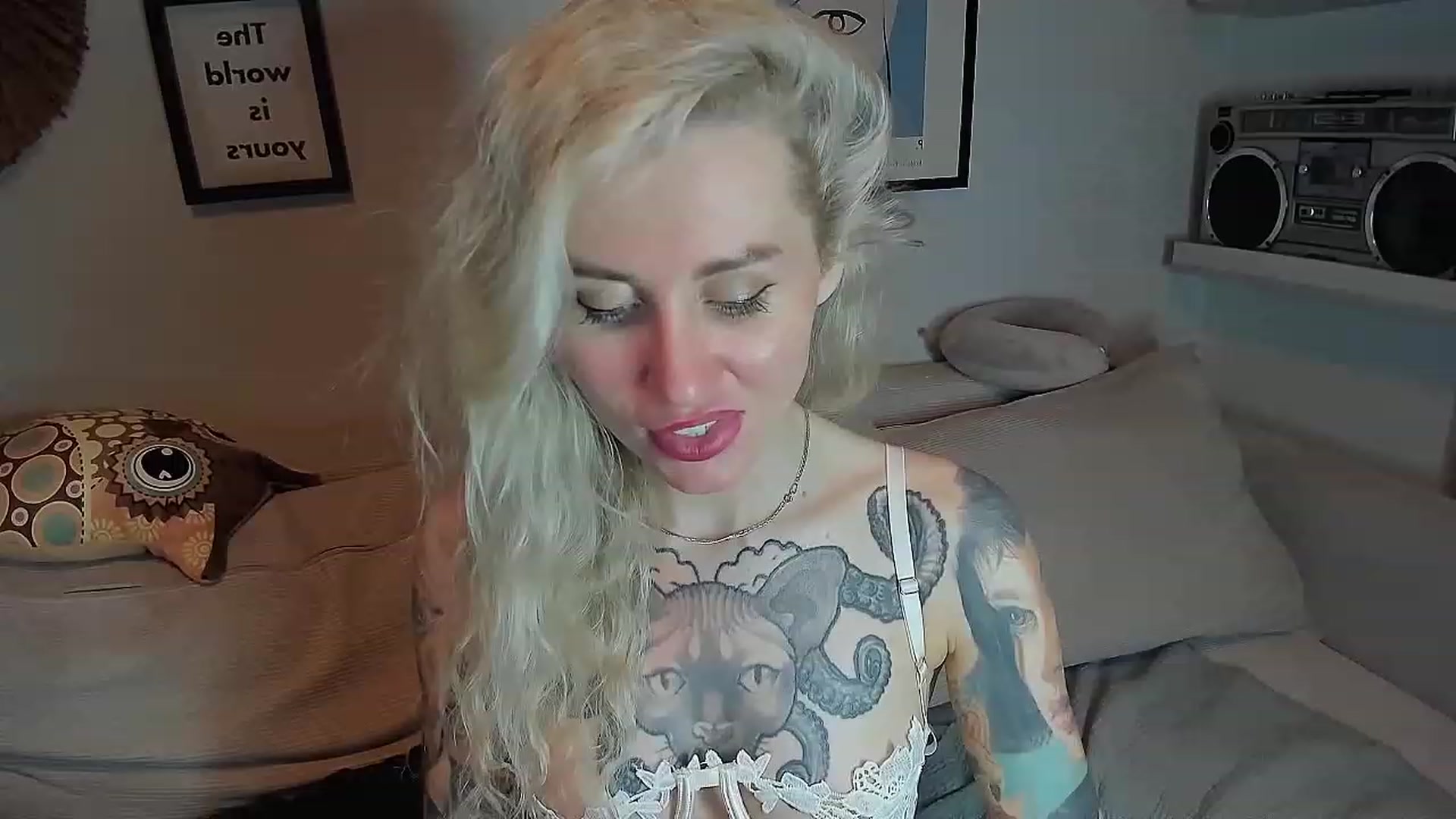 Gallery image thumbnail from Alexa_Smithhh's myfreecams stream on, 08/19/2023, 21:14 image 19 of 20