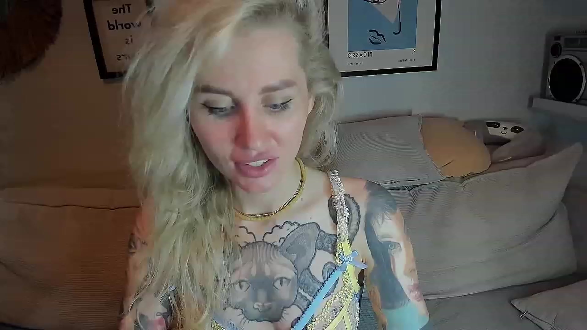 Gallery image thumbnail from Alexa_Smithhh's myfreecams stream on, 08/30/2023, 20:23 image 13 of 20