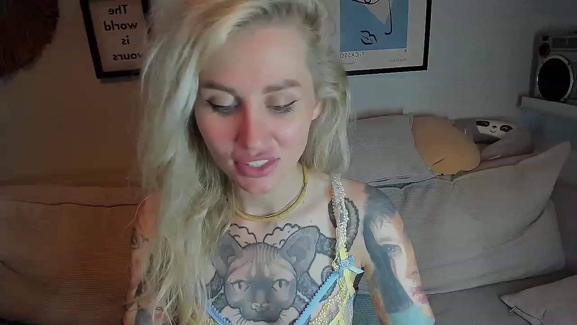 Gallery image thumbnail from Alexa_Smithhh's myfreecams stream on, 08/30/2023, 20:23 image 15 of 20