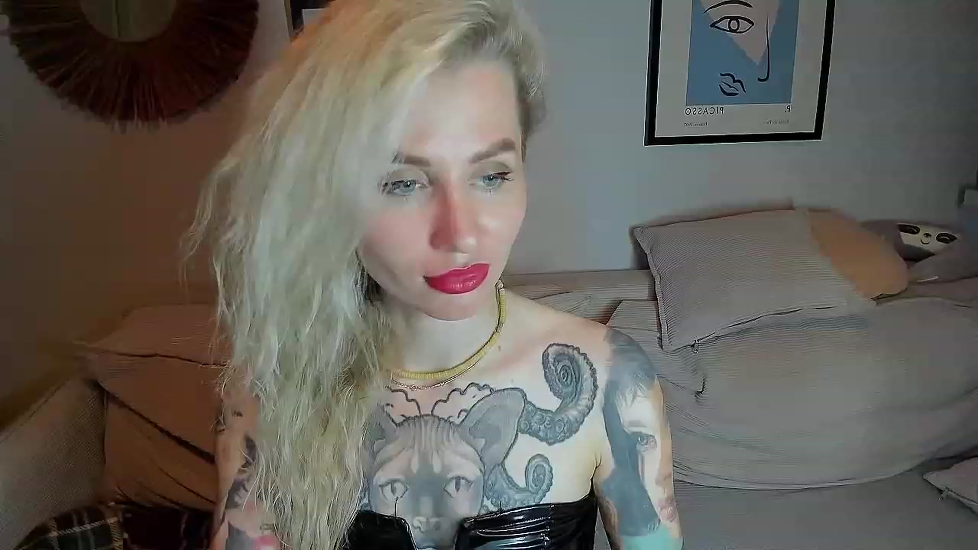 Gallery image thumbnail from Alexa_Smithhh's myfreecams stream on, 08/31/2023, 19:05 image 14 of 20
