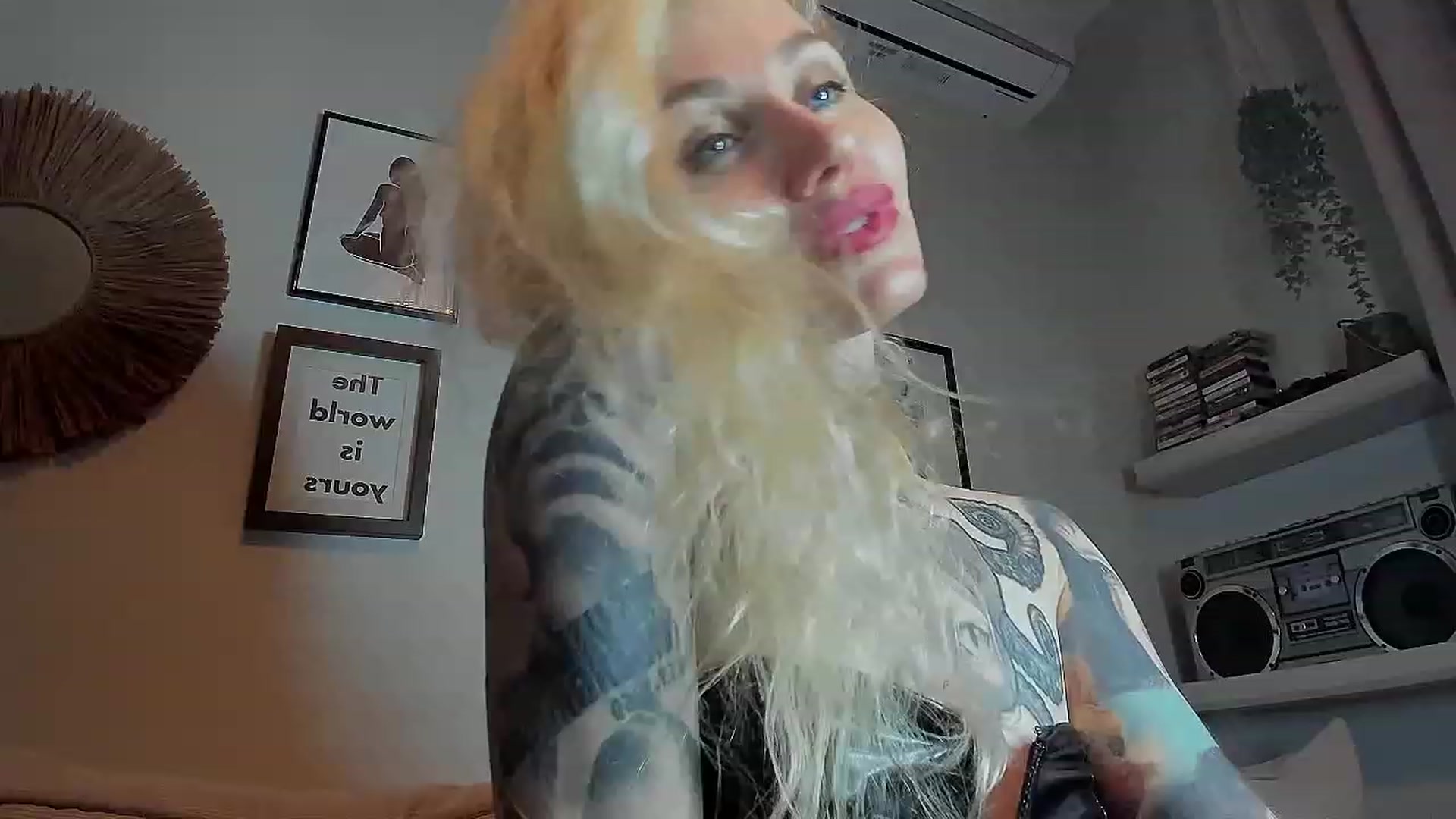 Gallery image thumbnail from Alexa_Smithhh's myfreecams stream on, 08/31/2023, 22:28 image 8 of 20
