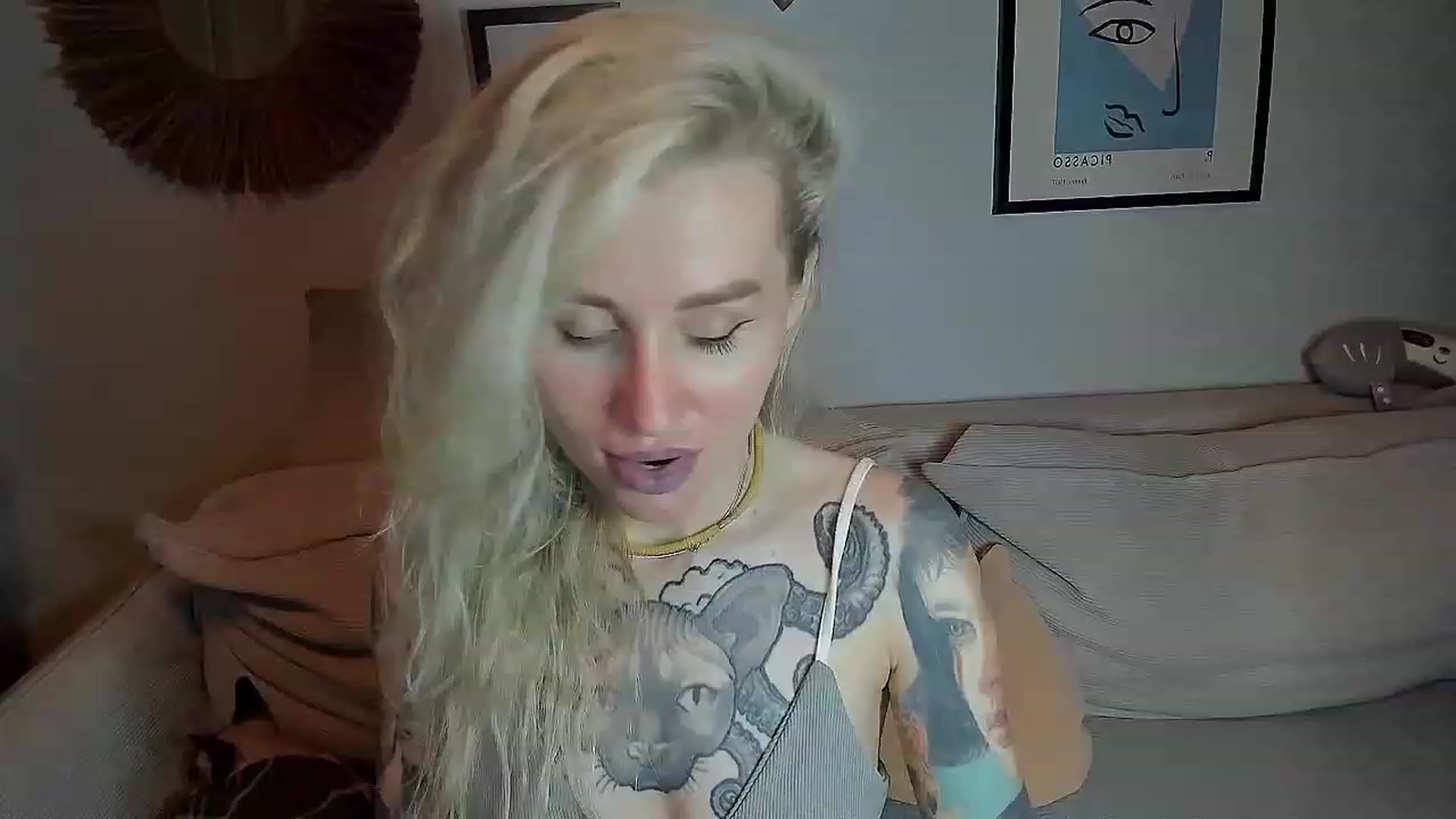 Gallery image thumbnail from Alexa_Smithhh's myfreecams stream on, 09/01/2023, 19:16 image 5 of 20